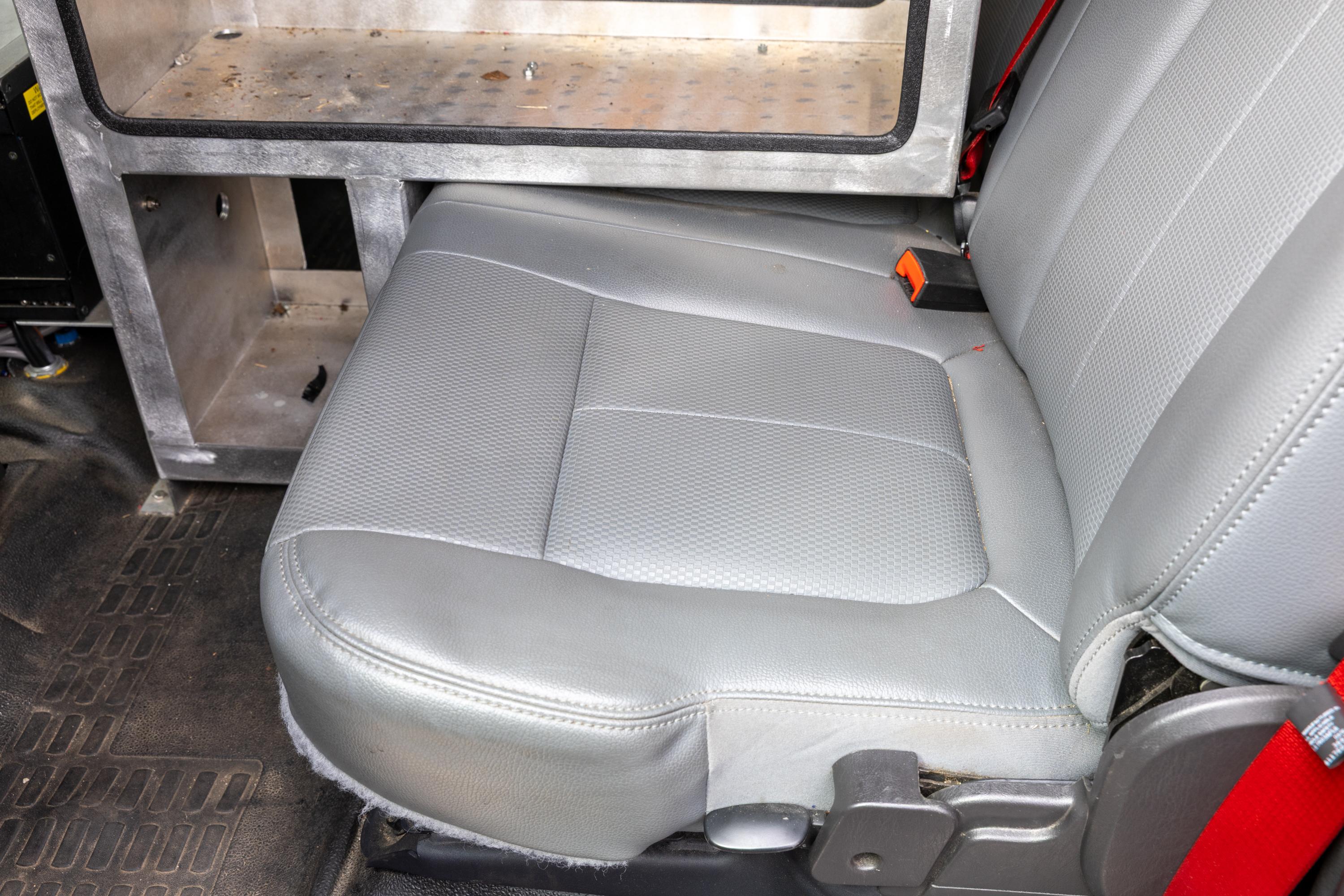 2014 Ford 4x4 Light Rescue - image 77
