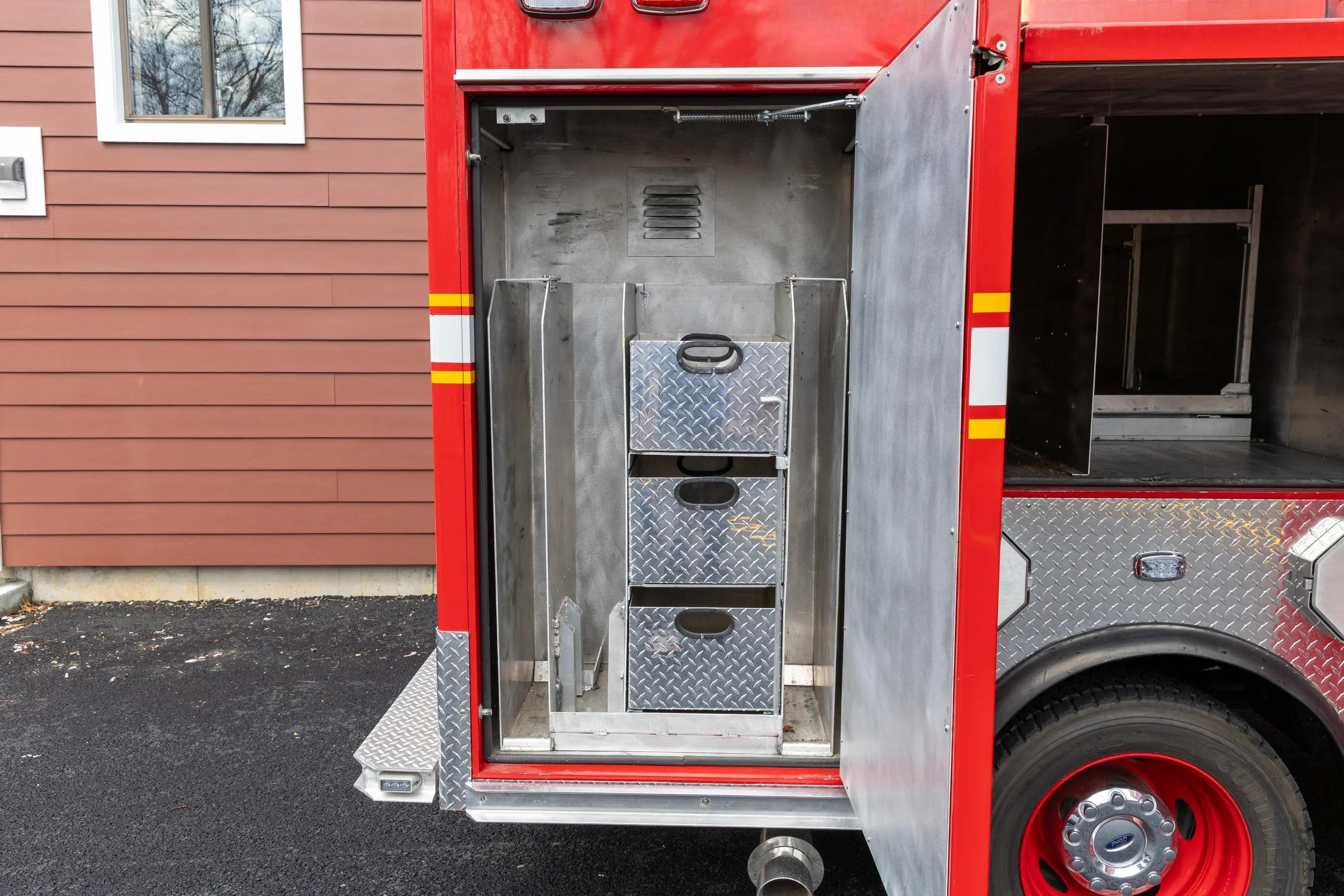 2014 Ford 4x4 Light Rescue - image 45