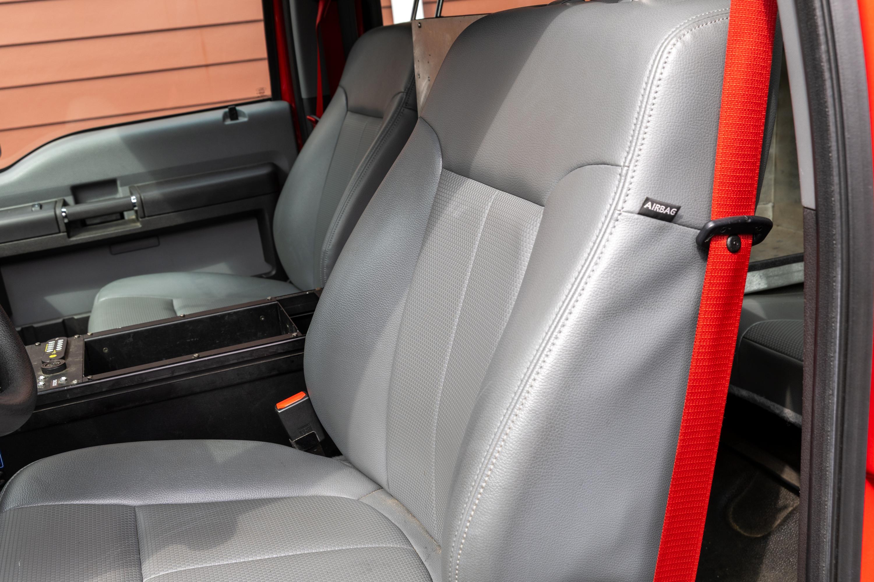 2014 Ford 4x4 Light Rescue - image 70