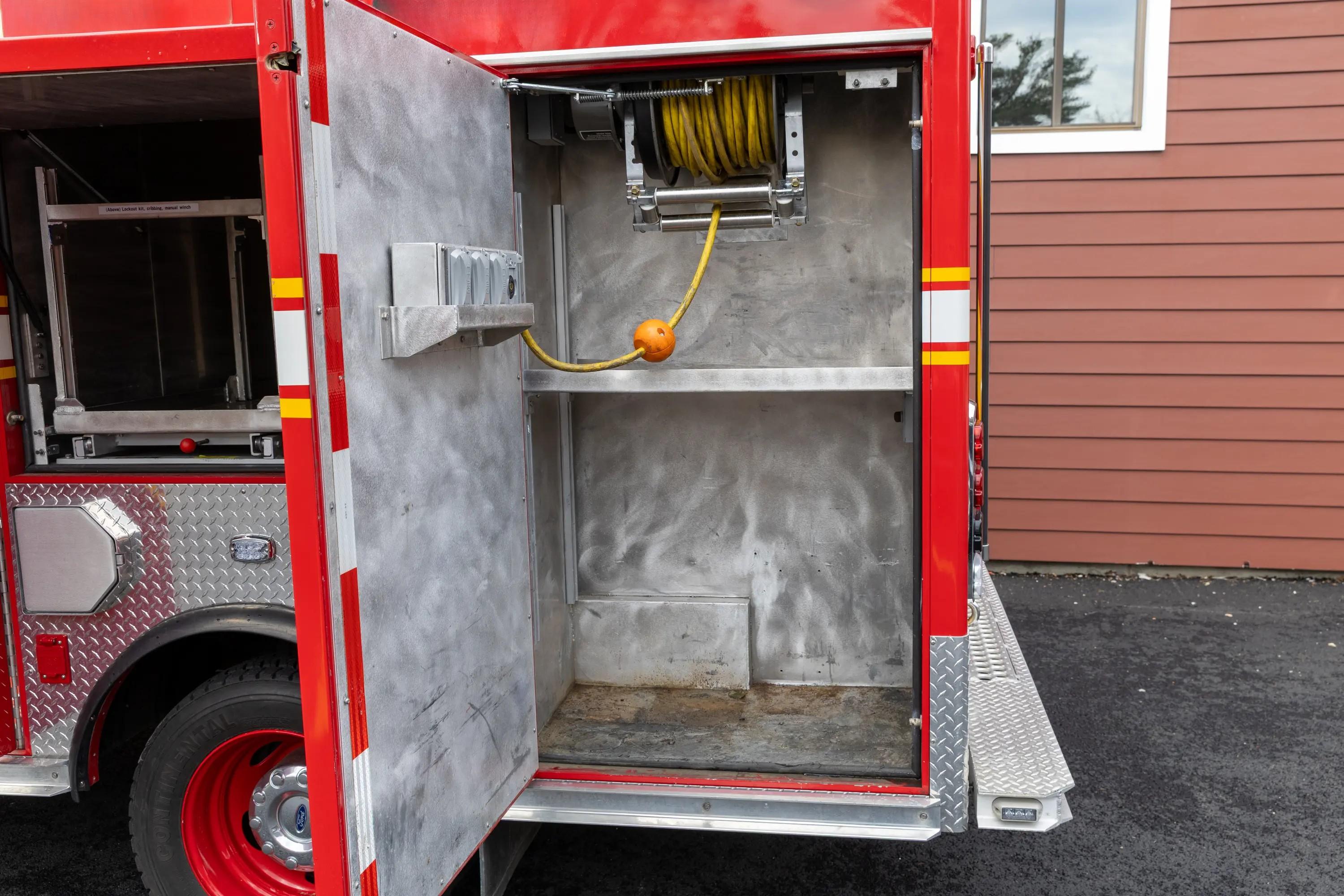 2014 Ford 4x4 Light Rescue - image 95
