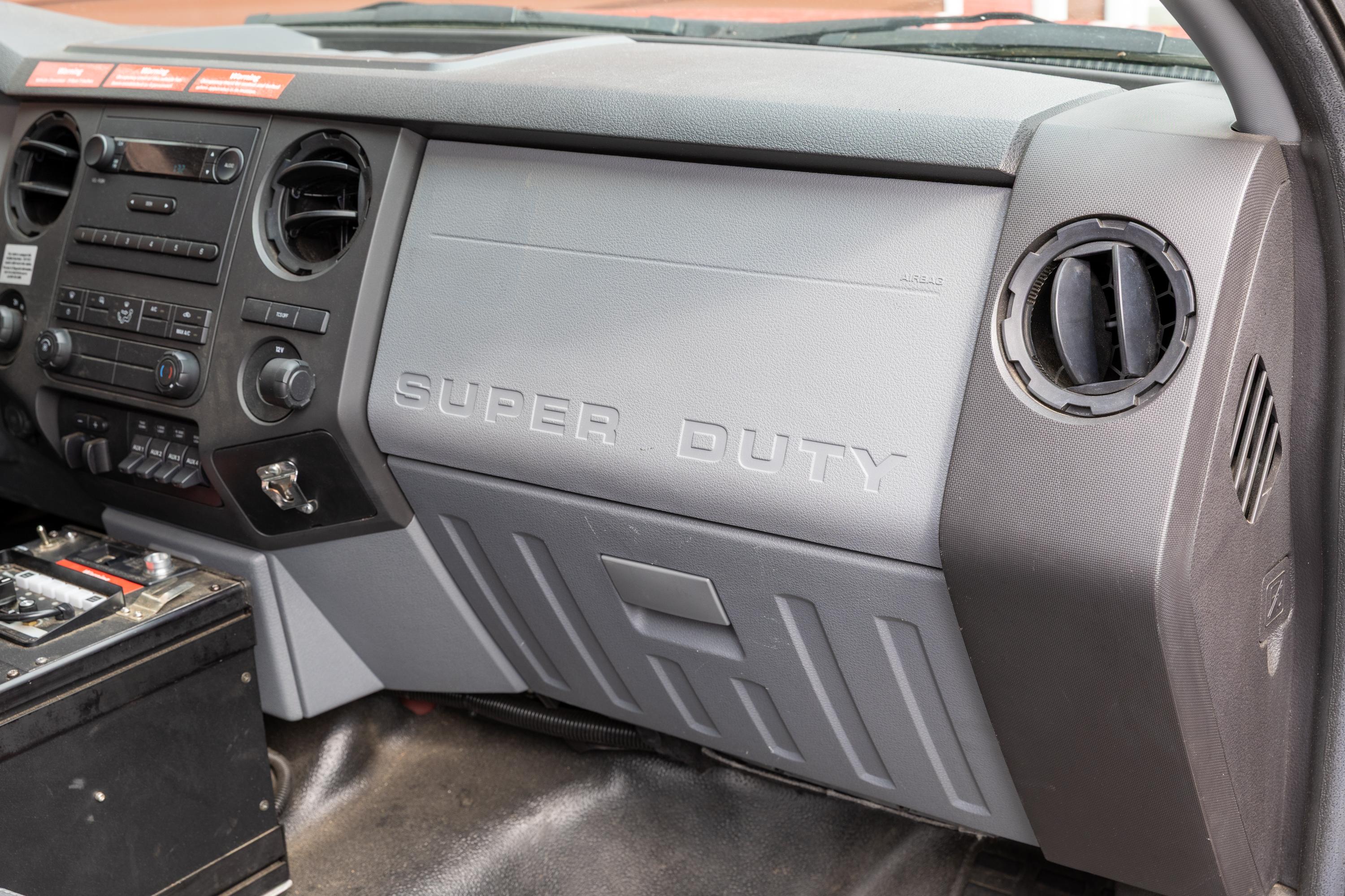 2014 Ford 4x4 Light Rescue - image 25