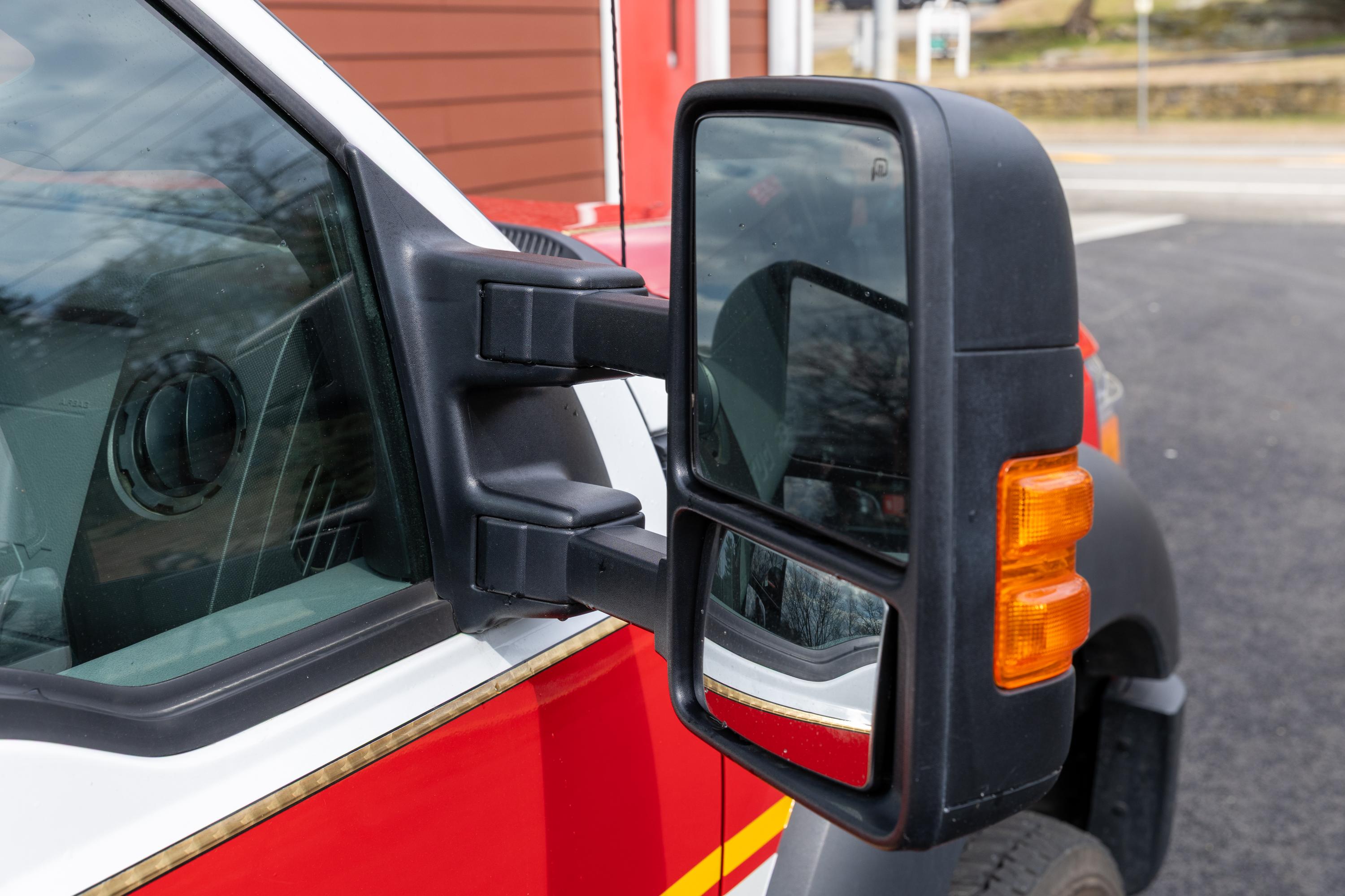 2014 Ford 4x4 Light Rescue - image 24