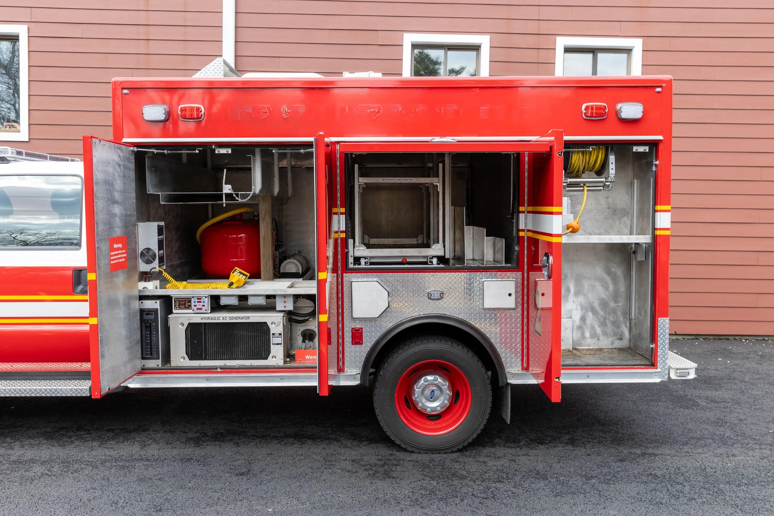 2014 Ford 4x4 Light Rescue - image 97