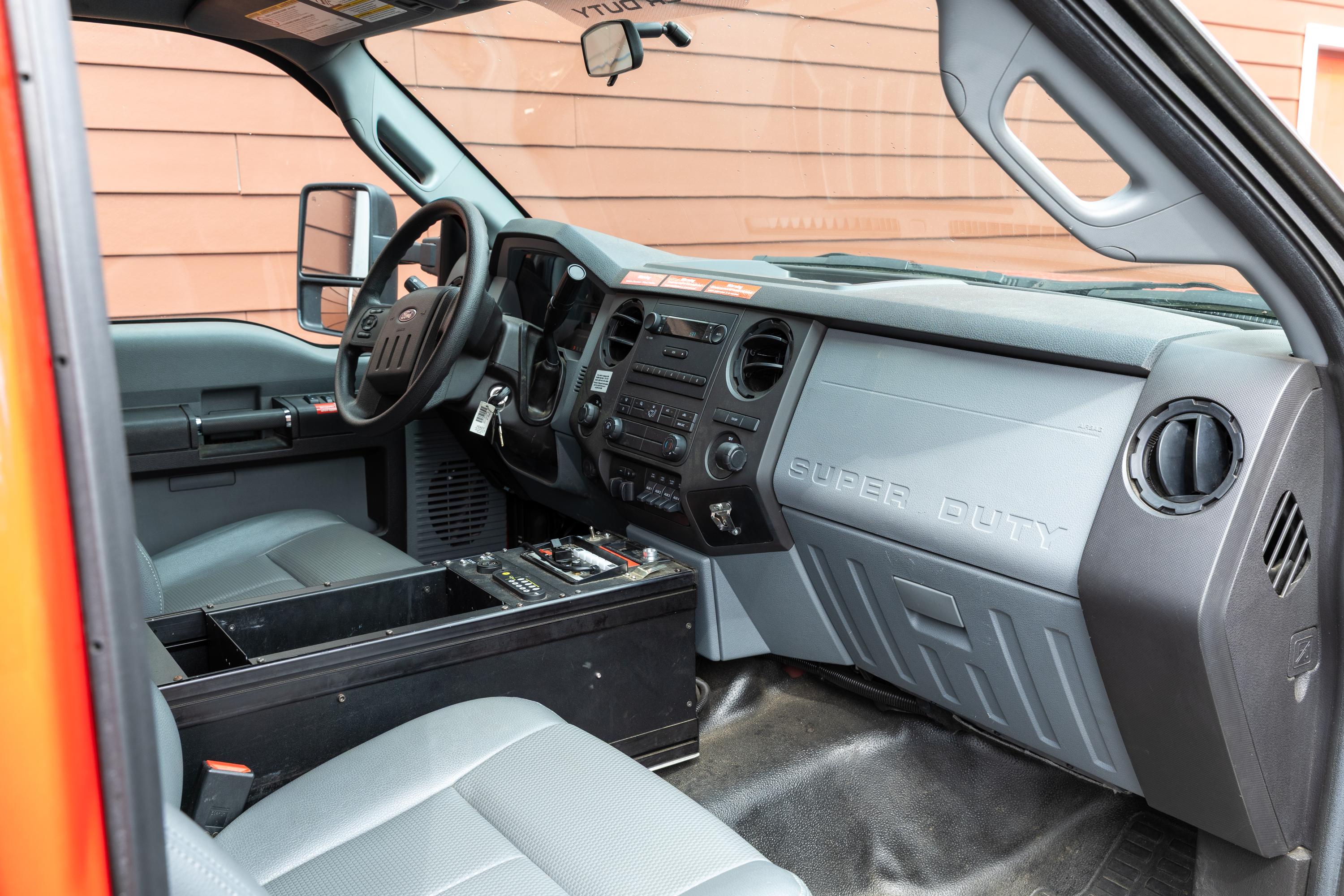 2014 Ford 4x4 Light Rescue - image 32