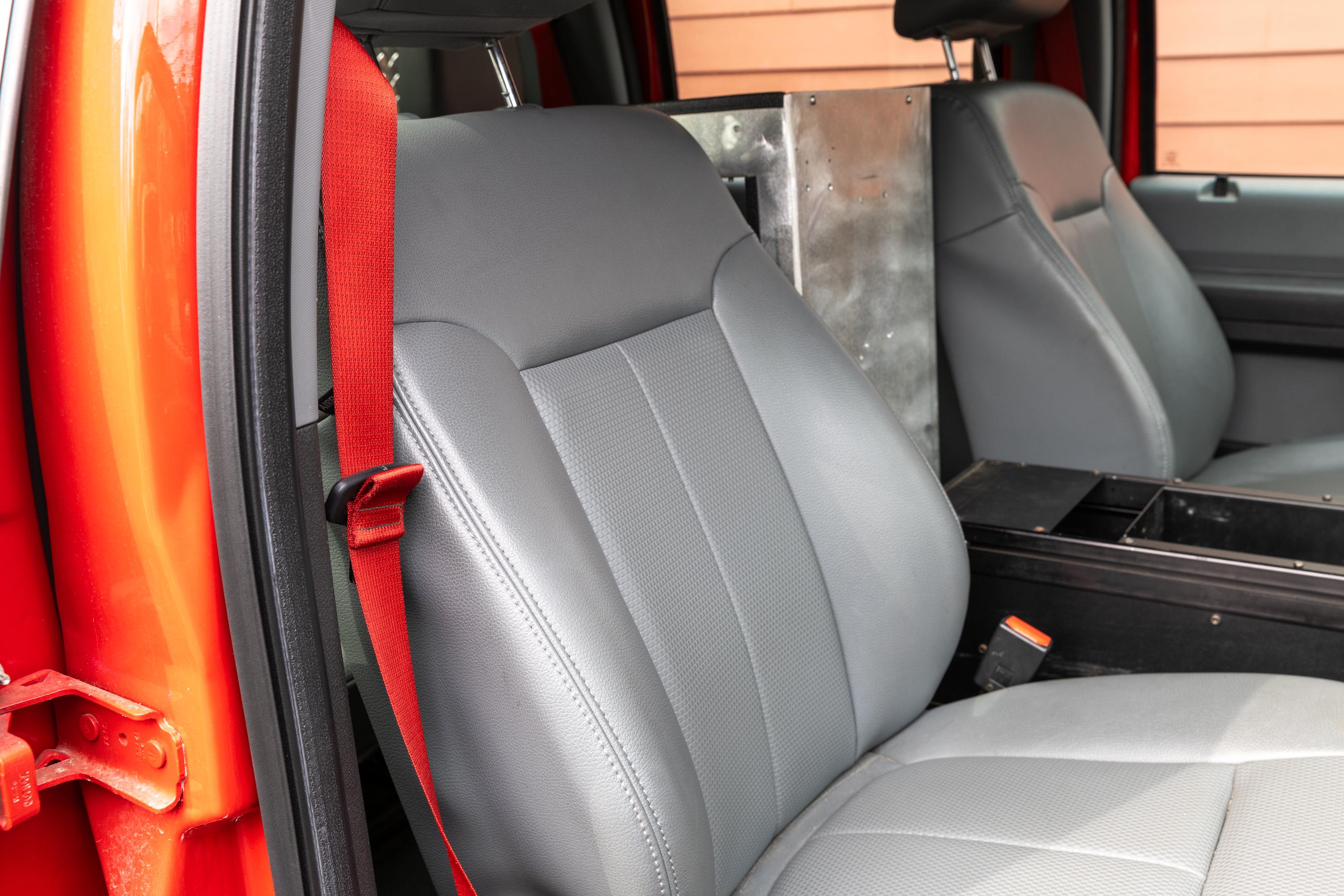 2014 Ford 4x4 Light Rescue - image 30