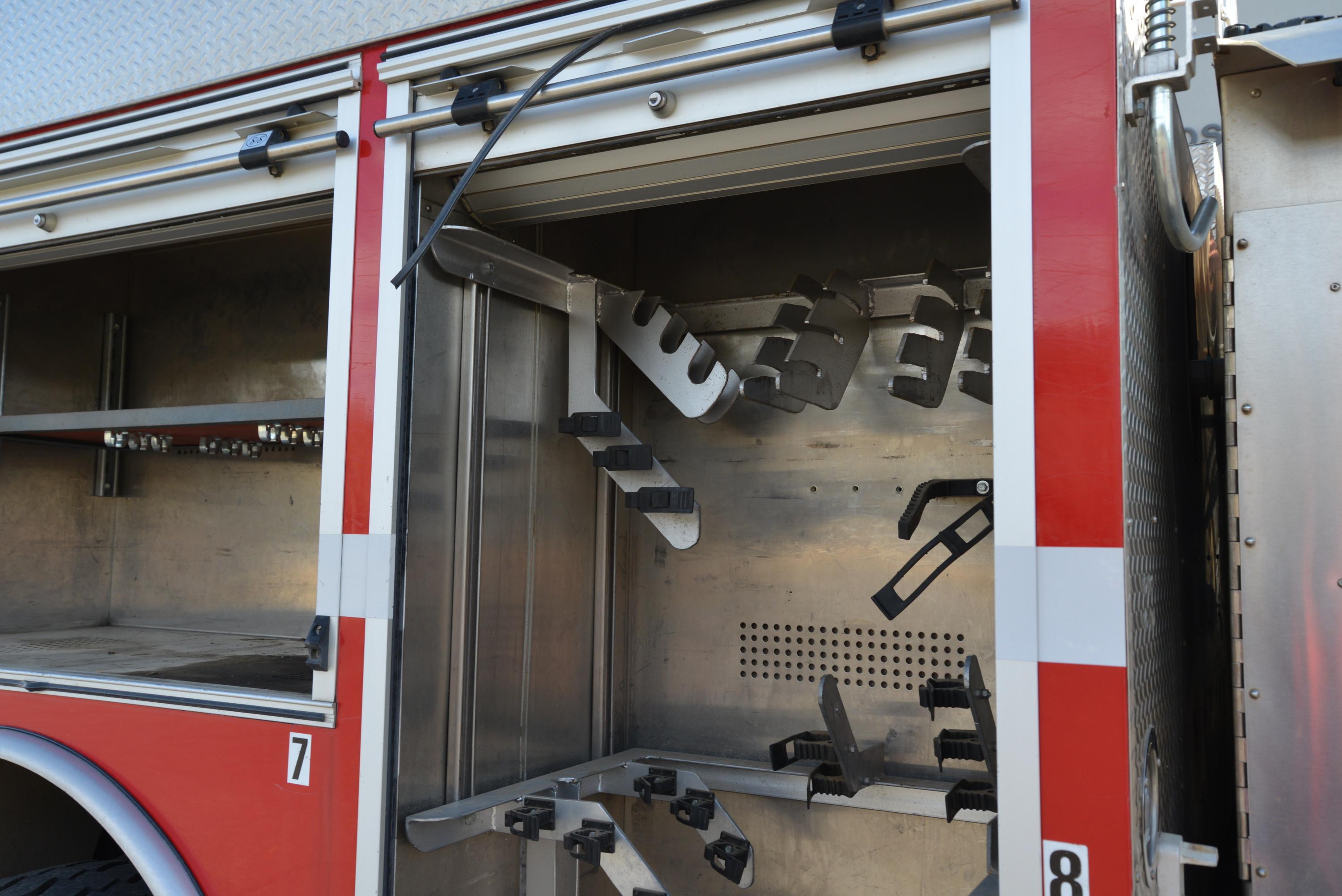 1998 S&S Freightliner Pumper - image 8