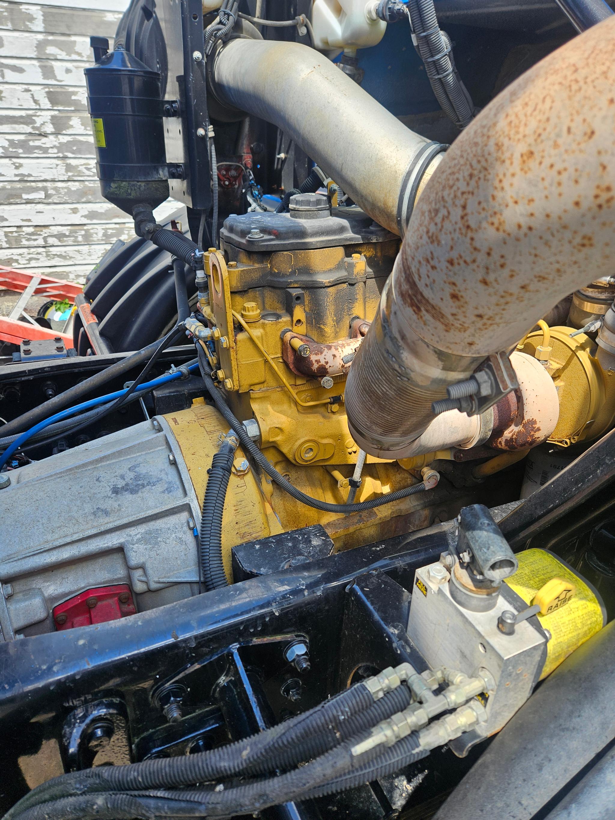 2007 Sterling New Way Rear Loader - image 5