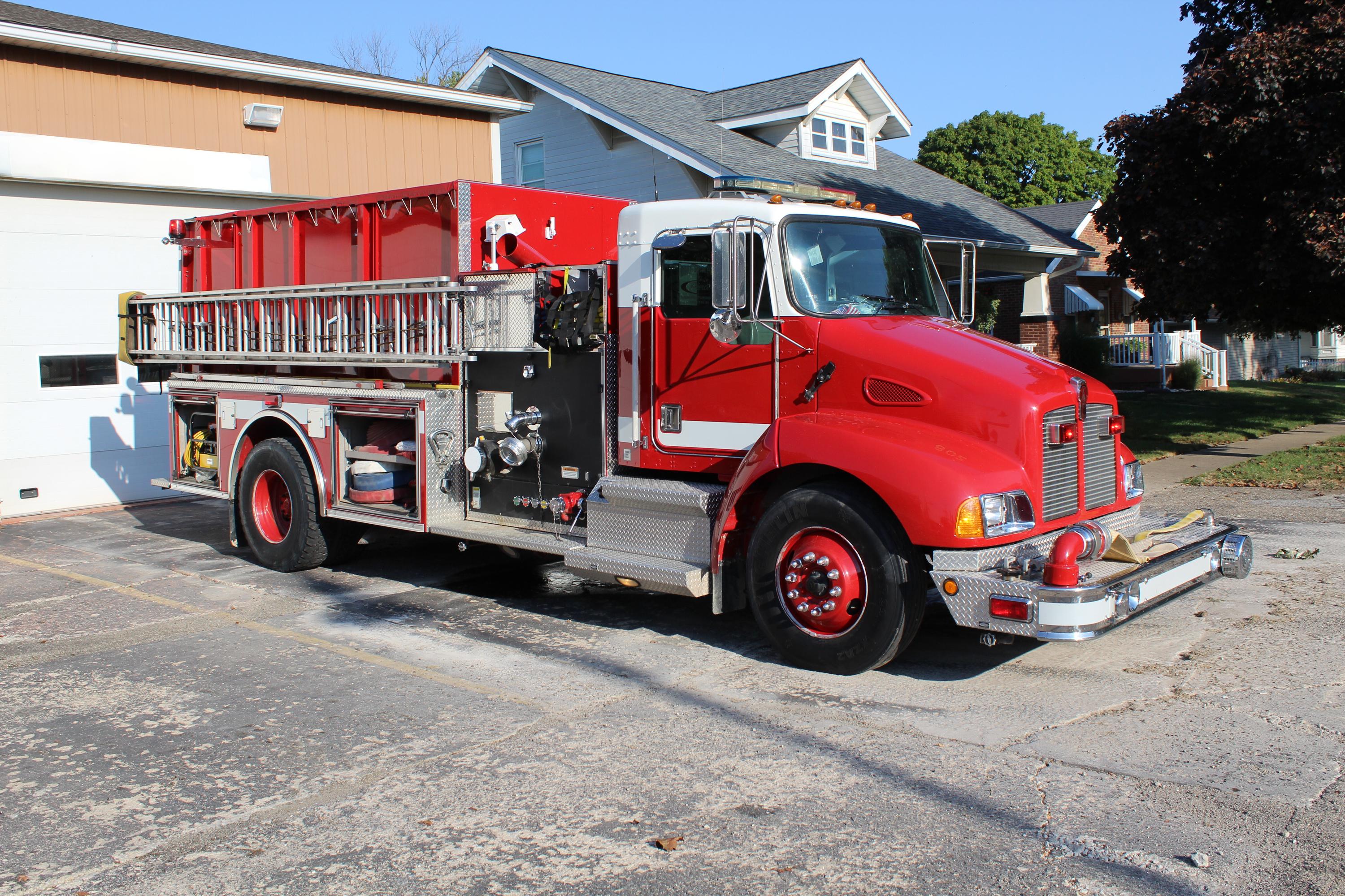 2001 Pierce Kenworth Pumper Tanker - image 6