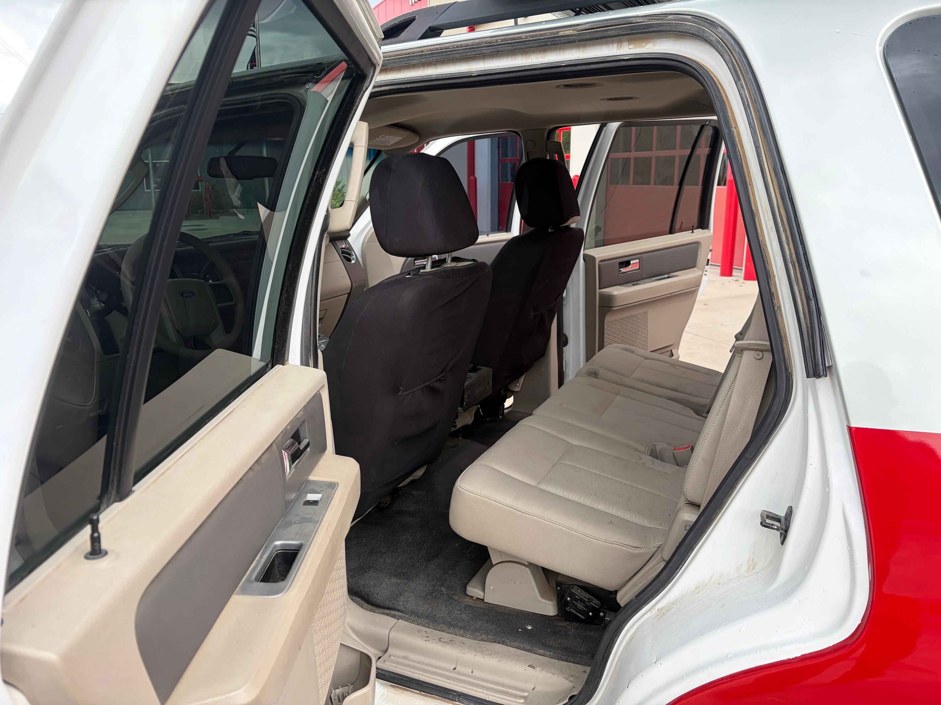 2007 Ford Expedition Command Unit - image 5
