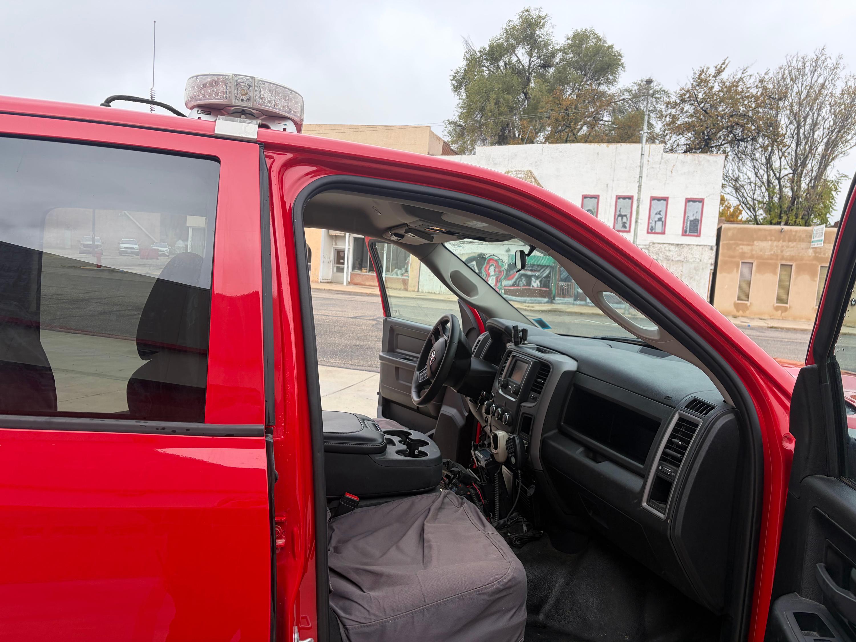 2023 Ram 4x4 Command Truck - image 9