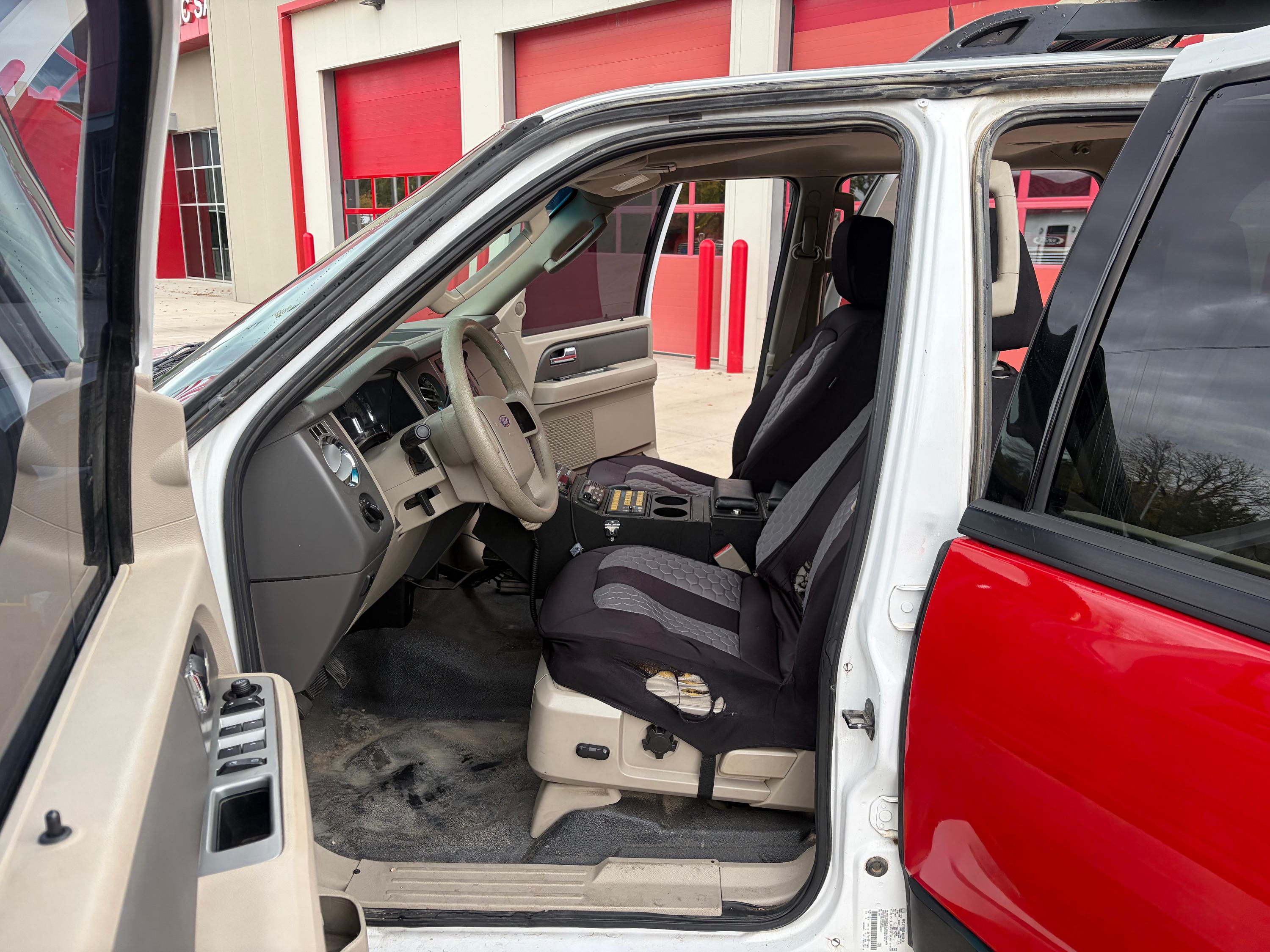 2007 Ford Expedition Command Unit - image 6