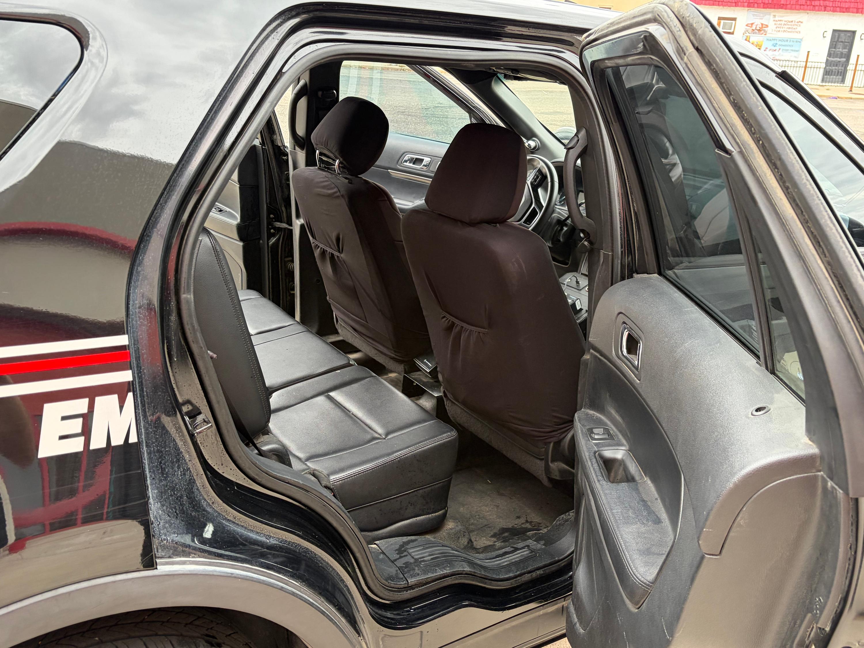2016 Ford Explorer Interceptor 4x4 Command Unit - image 7