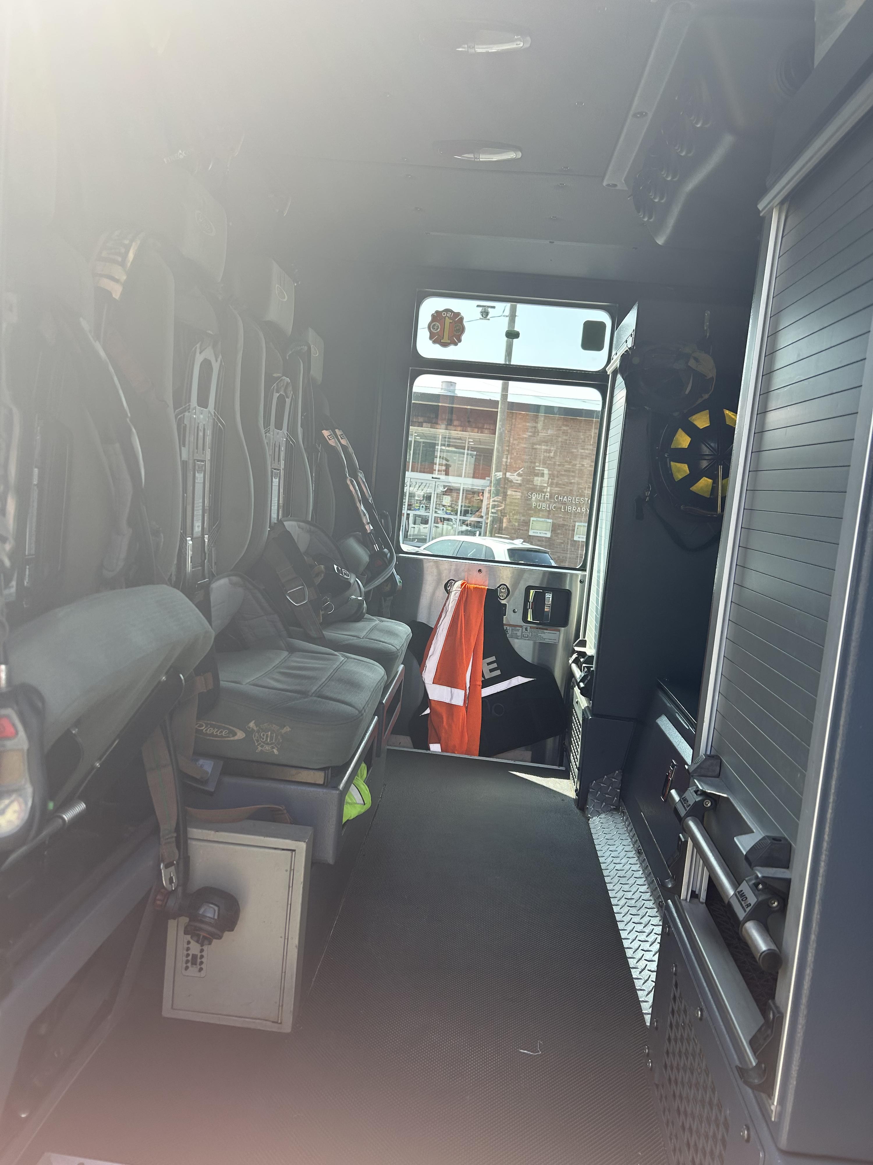 2018 Pierce Enforcer Engine #1 - image 15