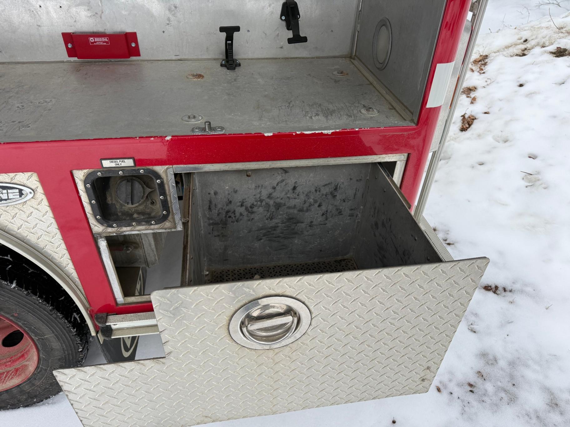 2006 E-One Ford Mini Pumper - image 13