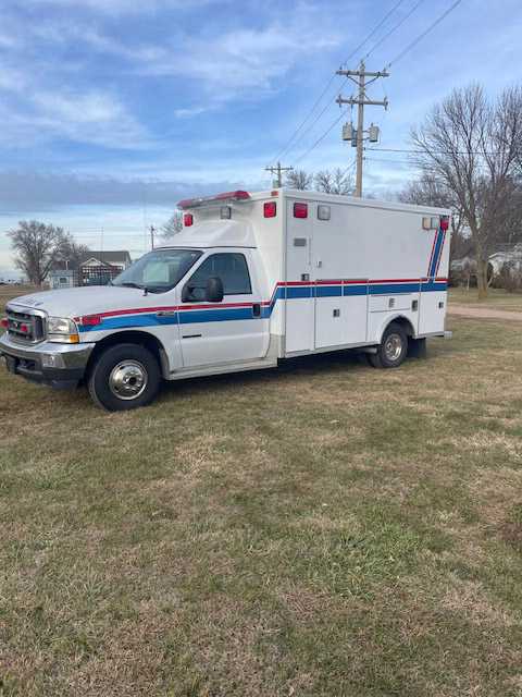 2002 Ford 4x4 Type I Ambulance