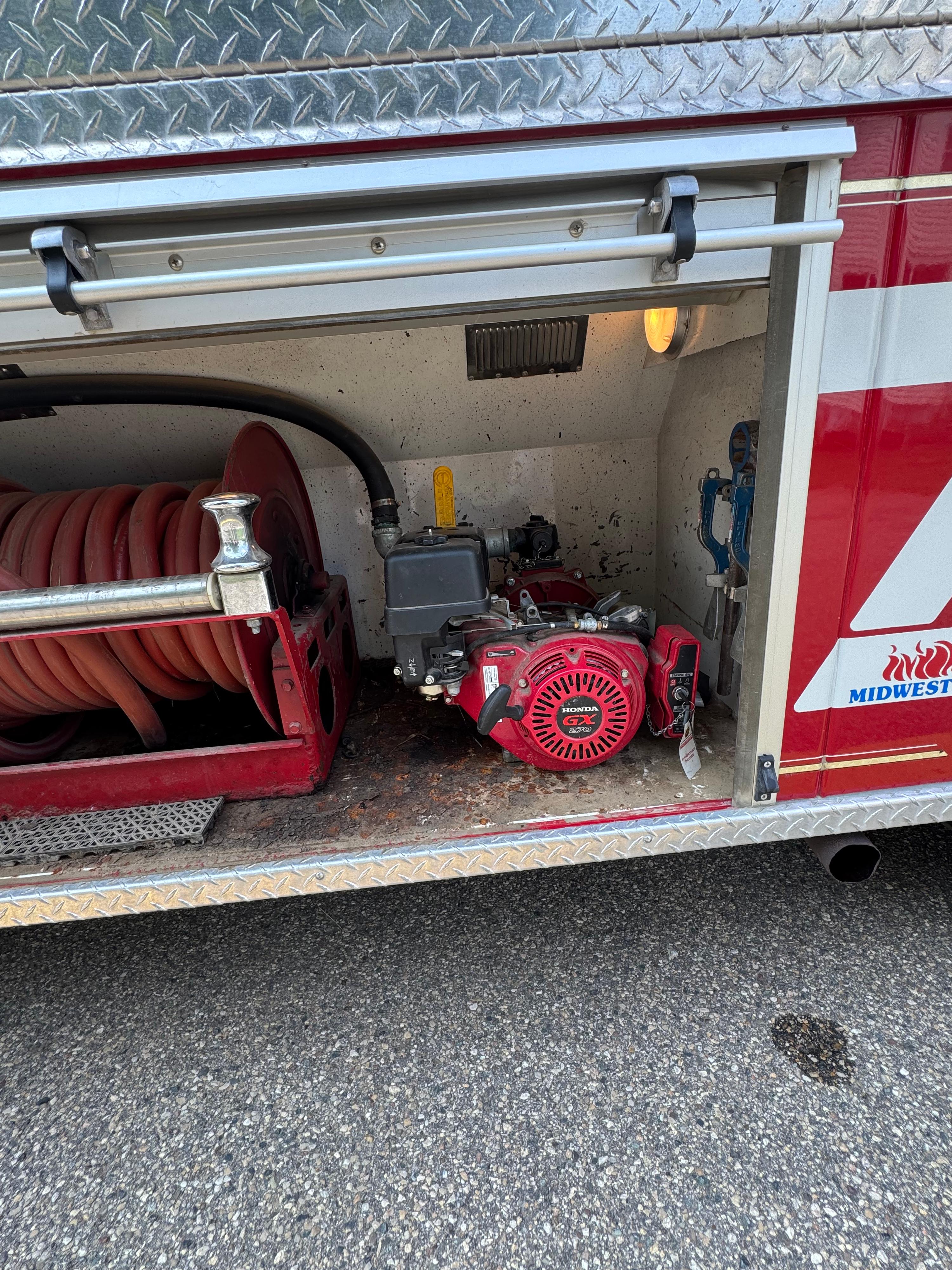 1995 MidWest GMC Pumper Tanker - image 12
