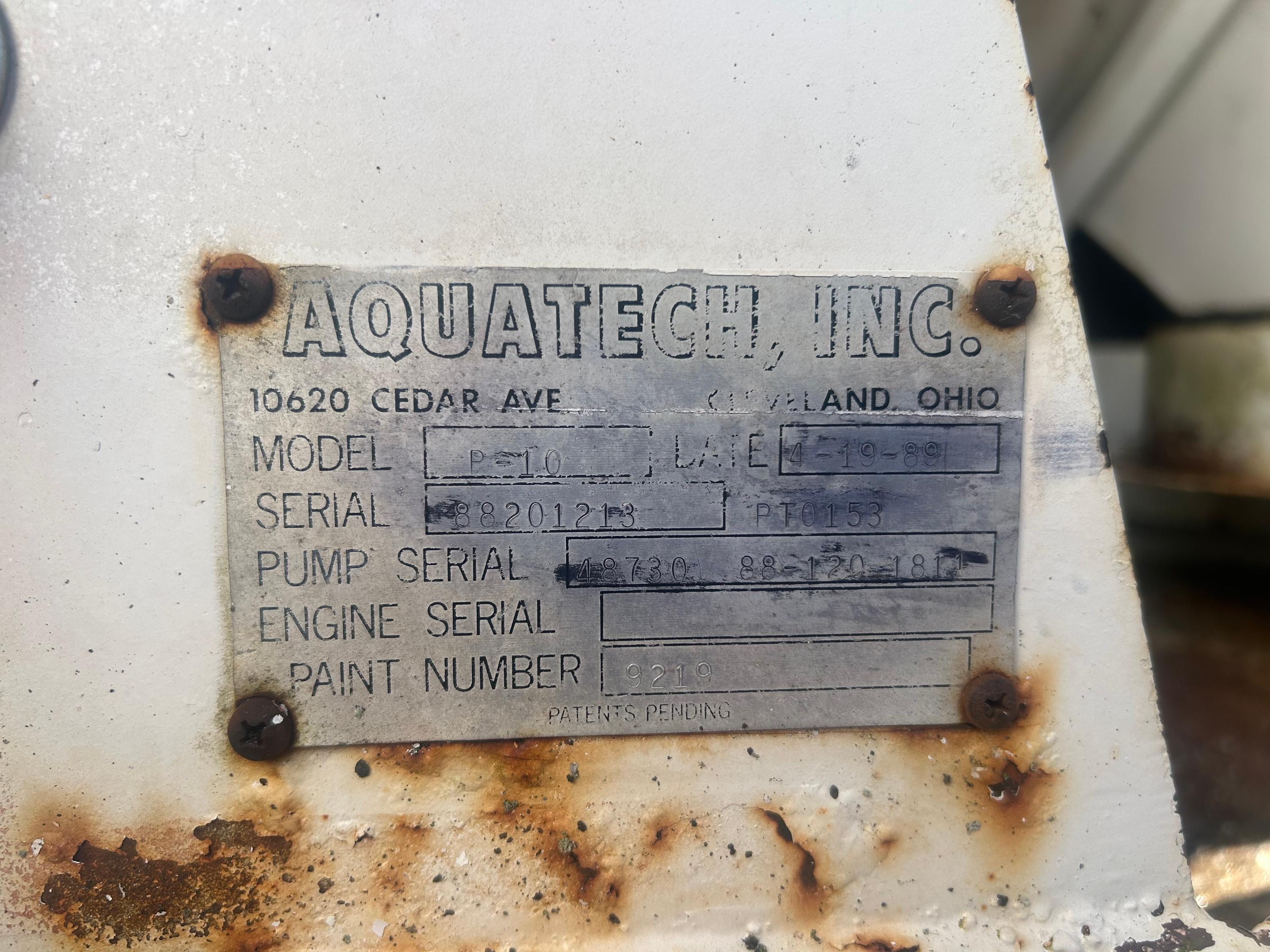 1989 International Aquatech Hydrovac - image 7