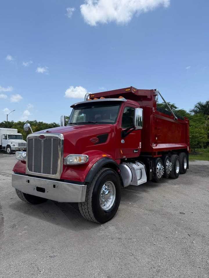 2016 Peterbilt 567 Dump Truck