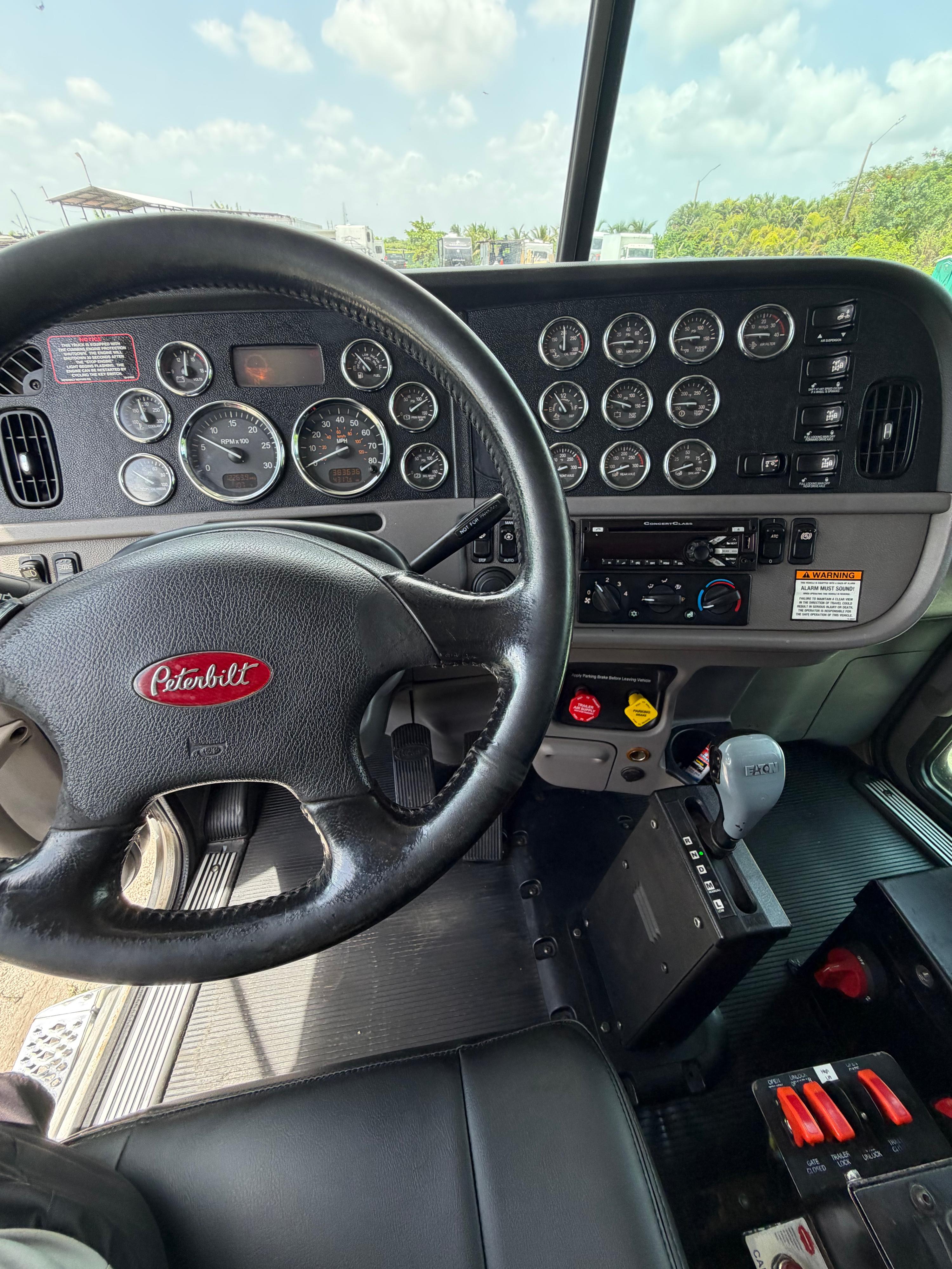 2019 Peterbilt 367 Dump Truck - image 10