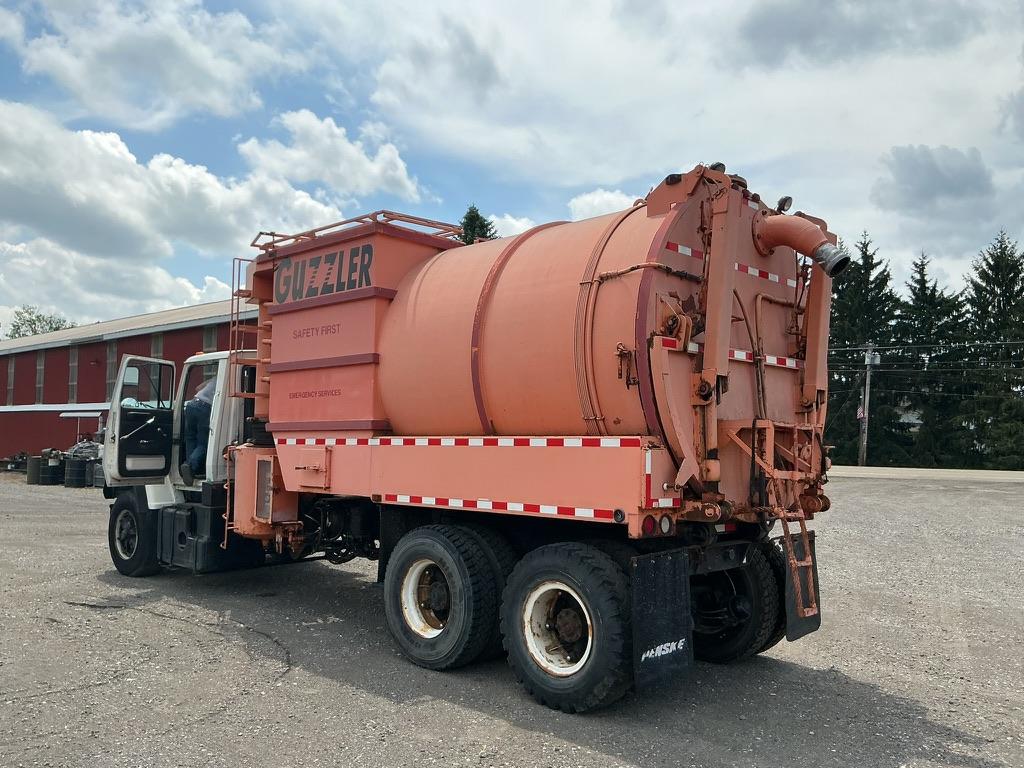 1988 Ford Guzzler Septic - image 2