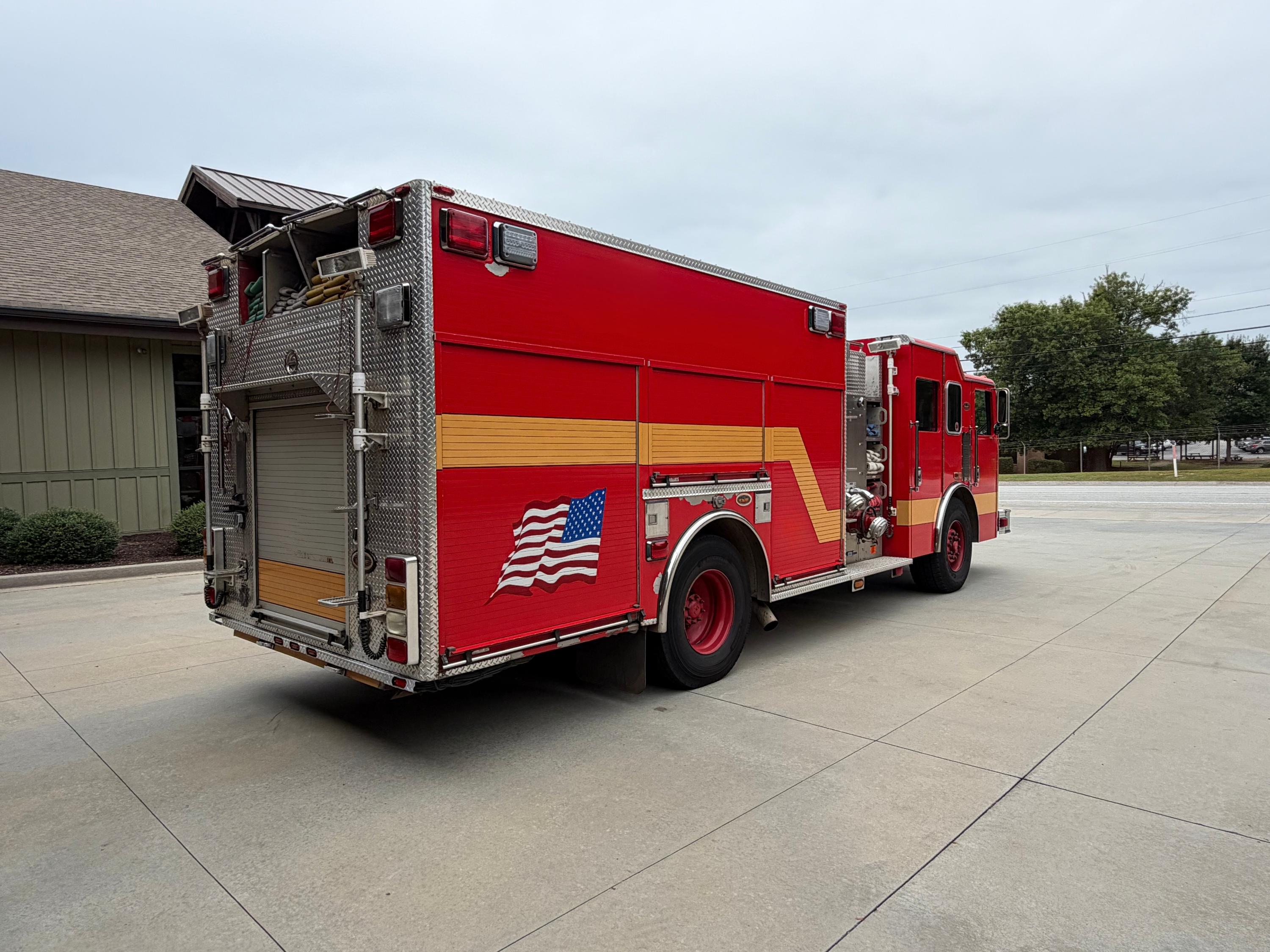 2003 KME Pumper - image 11