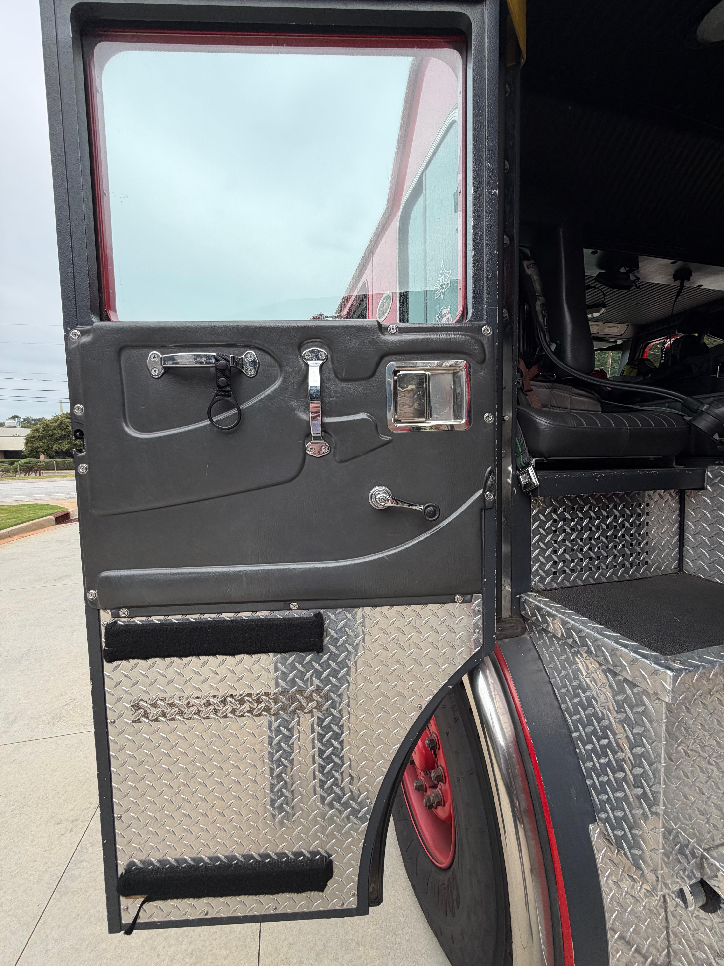 2003 KME Pumper - image 28