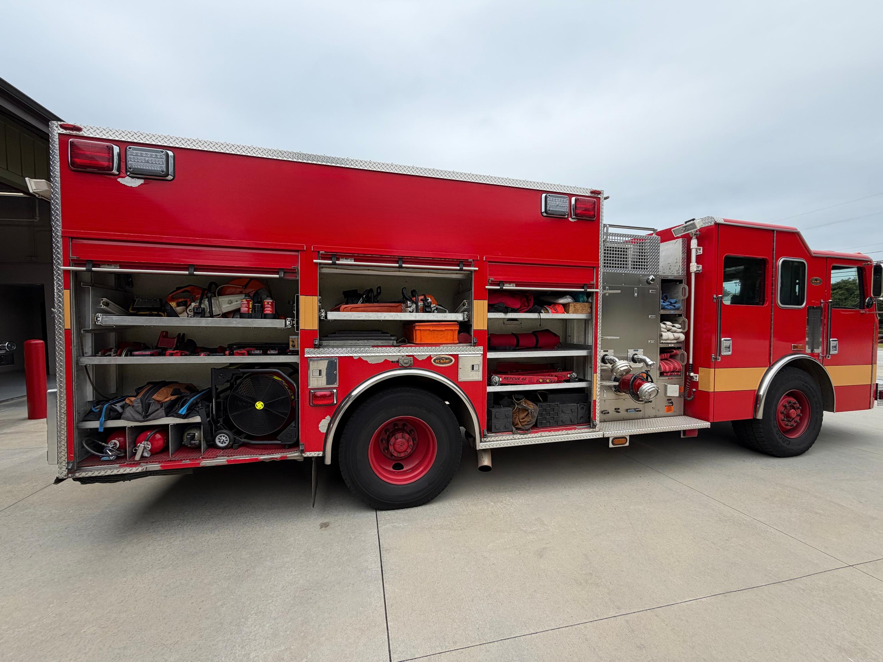 2003 KME Pumper - image 33