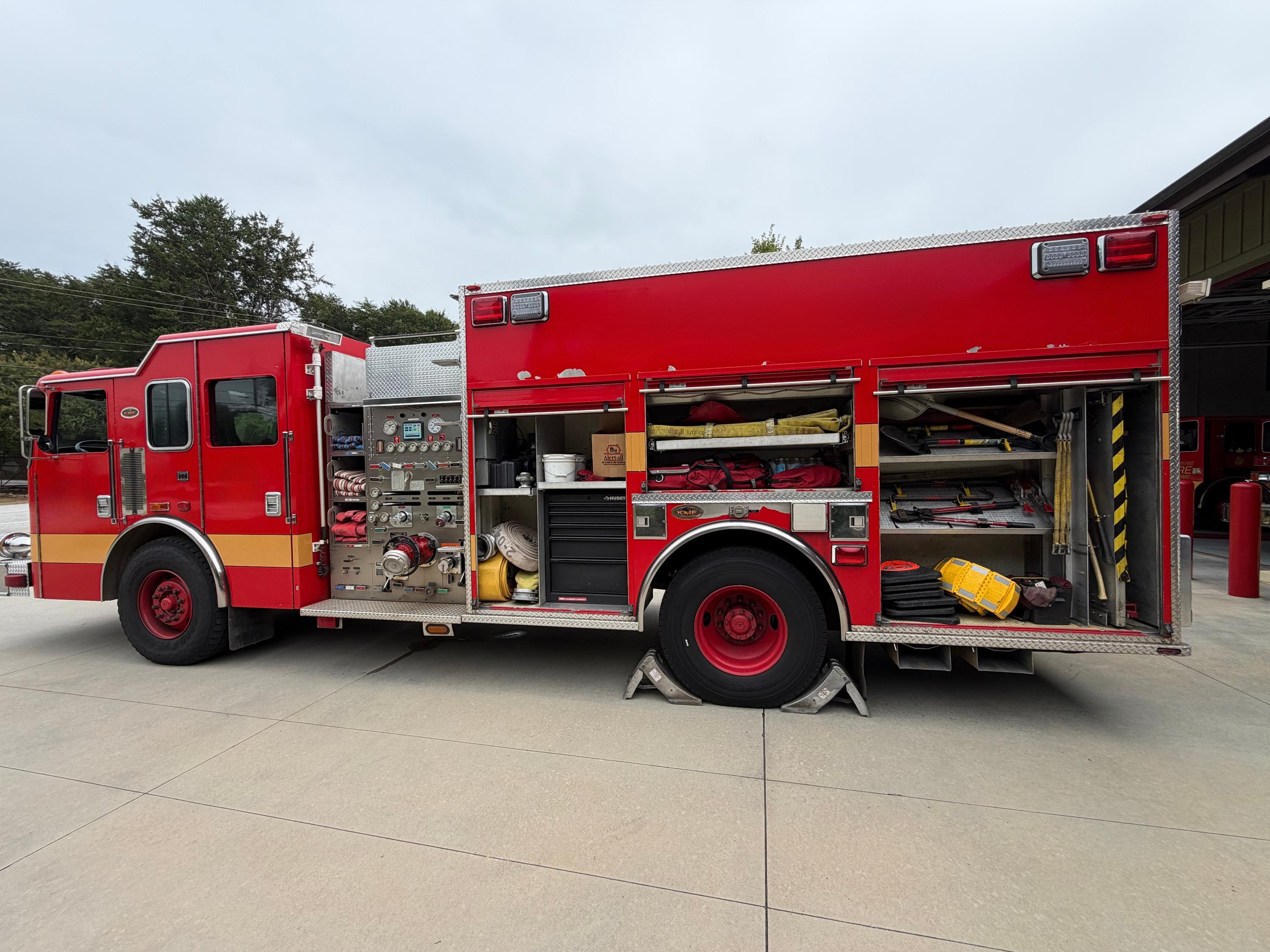 2003 KME Pumper - image 8