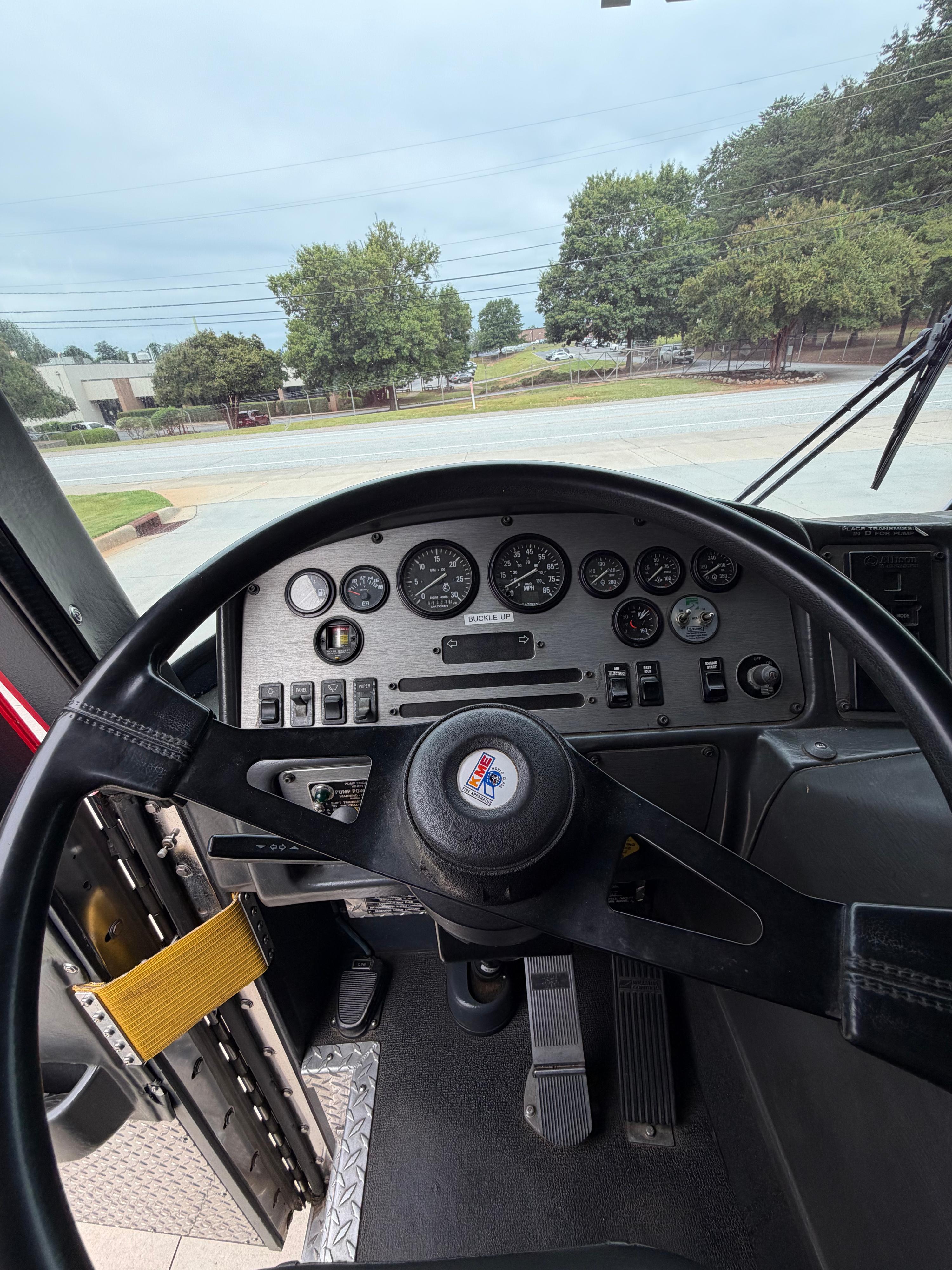 2003 KME Pumper - image 18