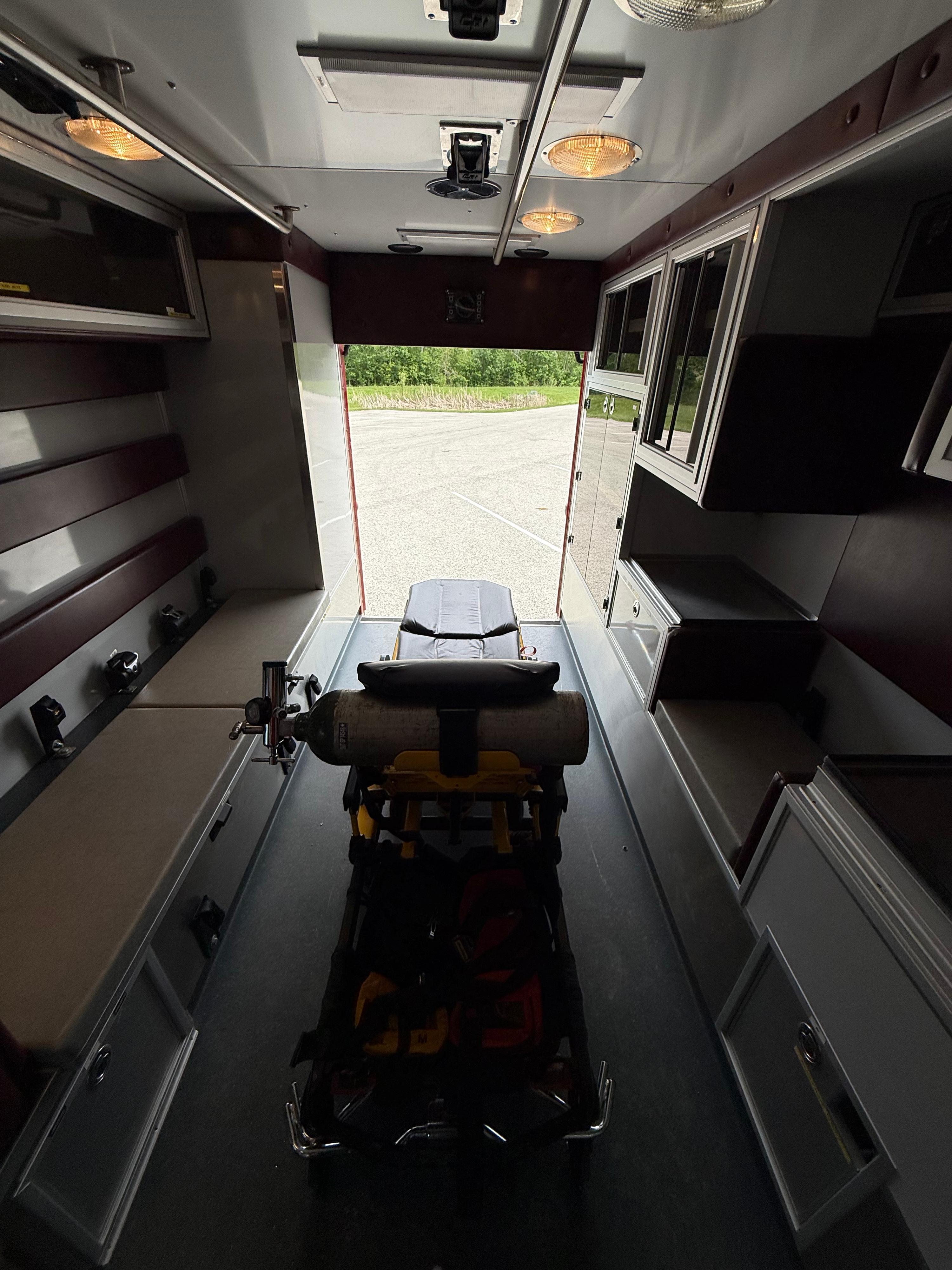 2006 Horton Ford Type III Ambulance - image 21