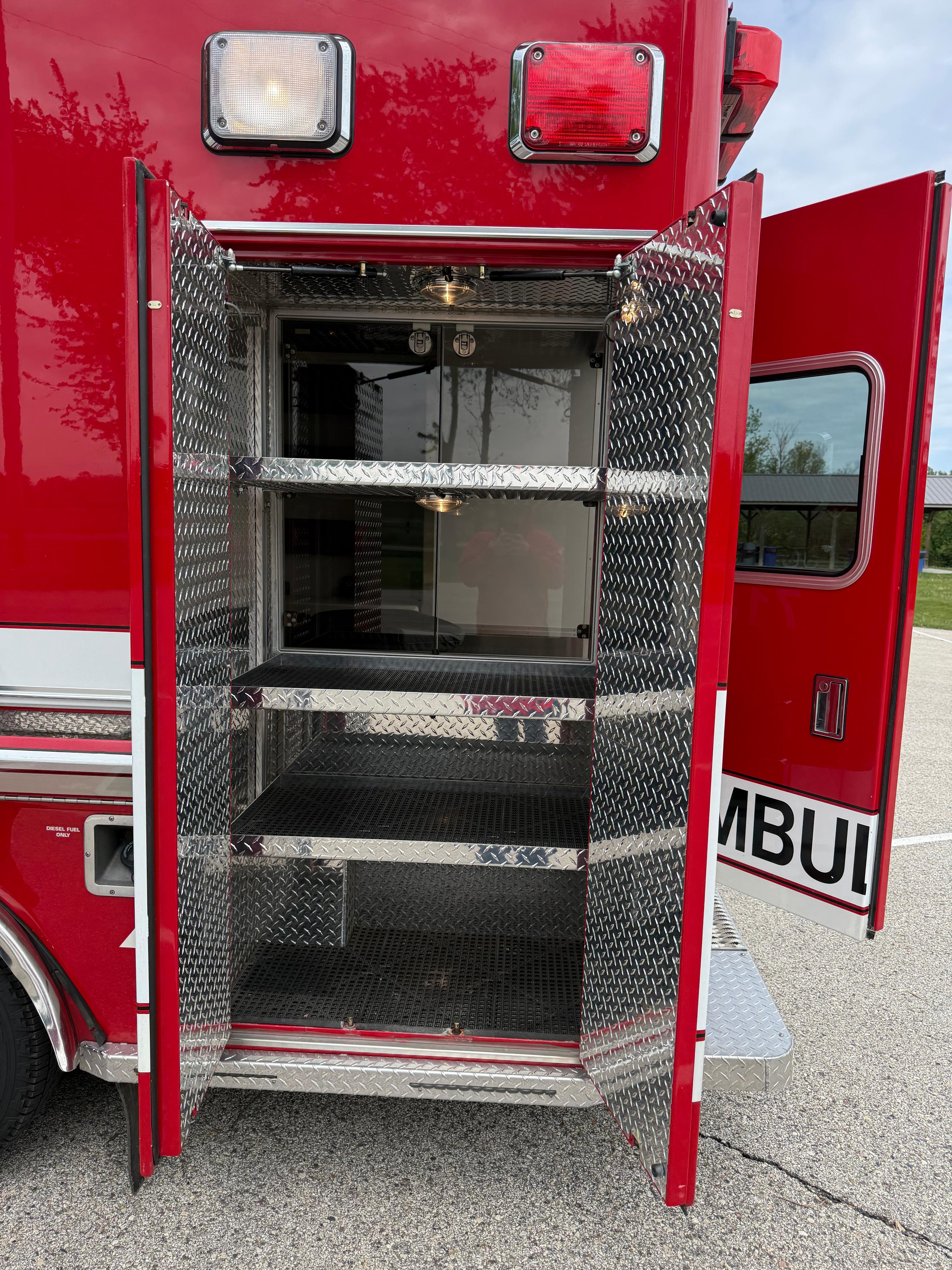 2006 Horton Ford Type III Ambulance - image 10