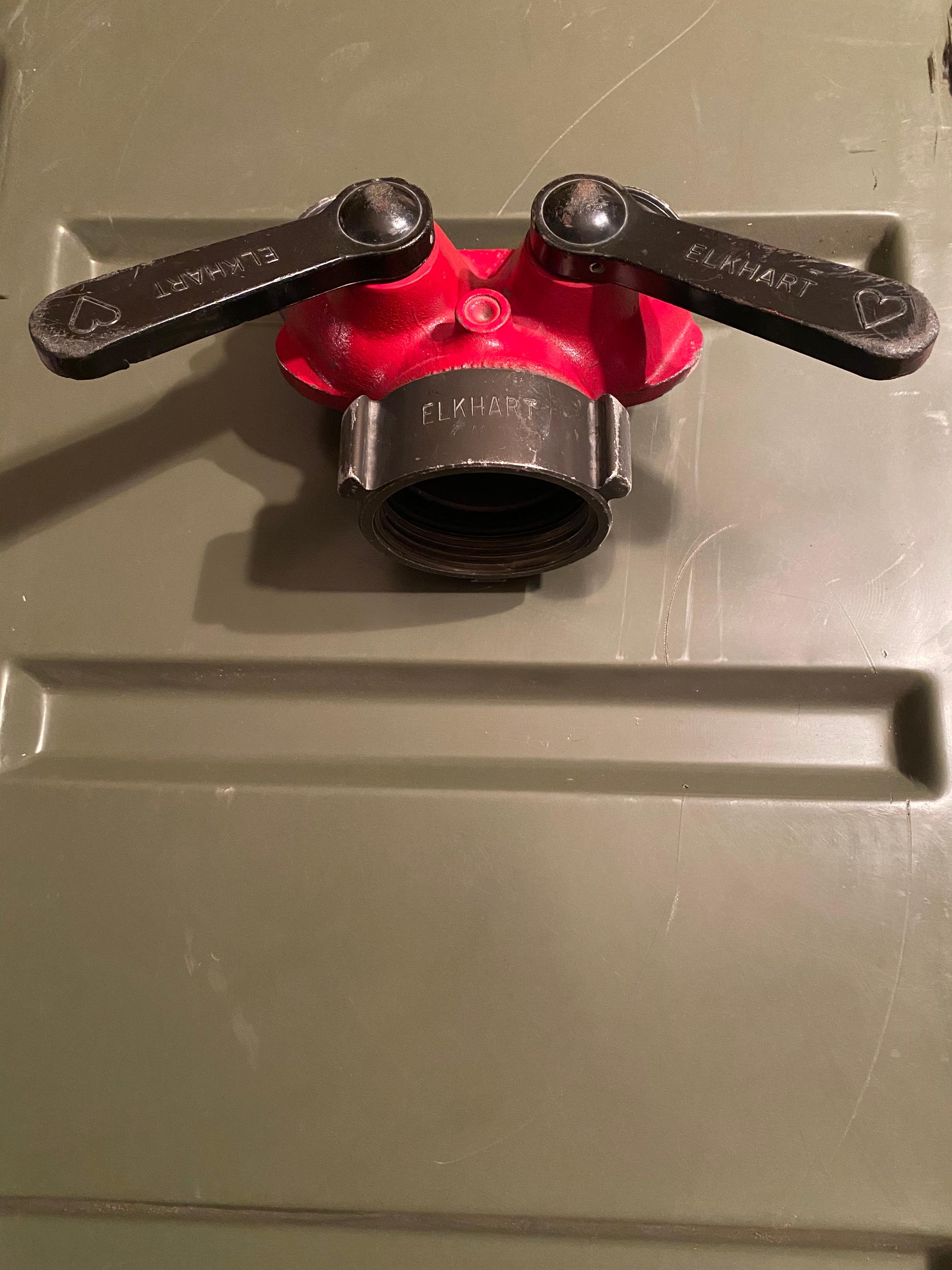 Elkhart gated Wye 2.5"NH to 1.5"NH - image 3