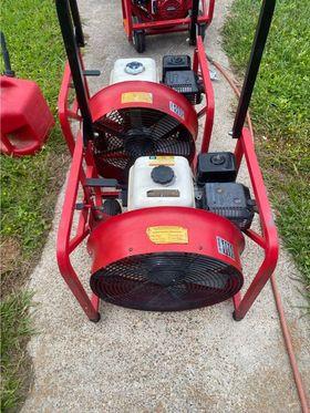 2 Super Vac 18" gas powered positive pressure fan - image 3