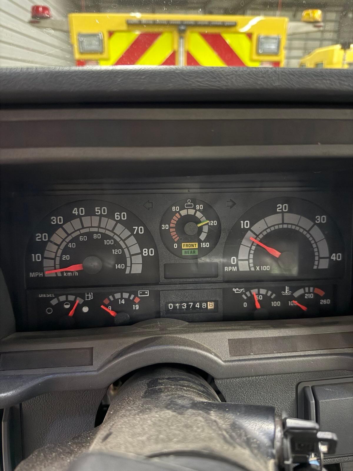 1998 Chevrolet c7500 Tanker - image 8