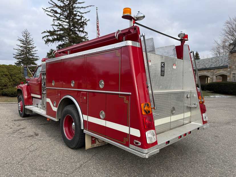 1992 KME Ford Pumper — photo 7