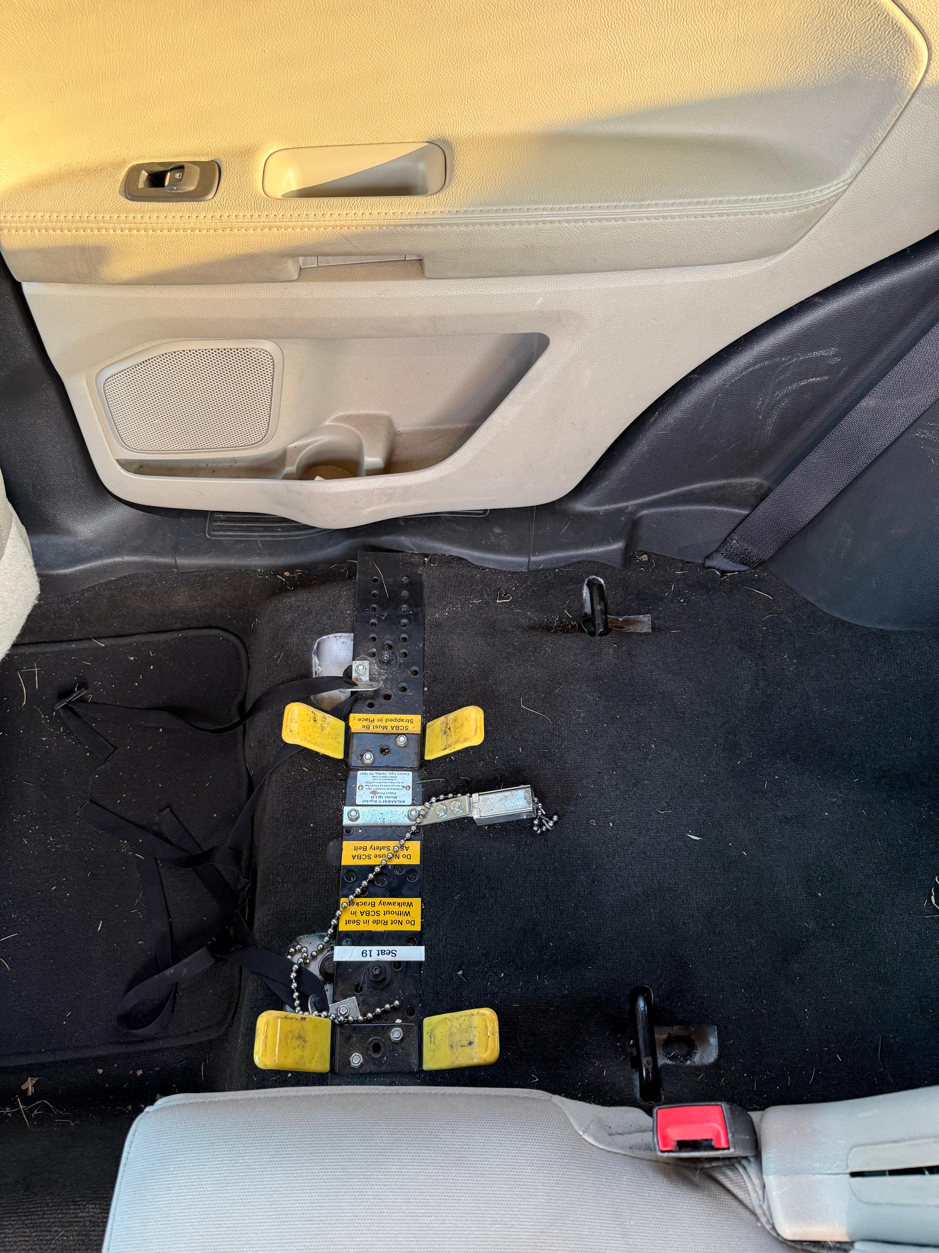 2013 Ford Explorer Command Unit - image 30