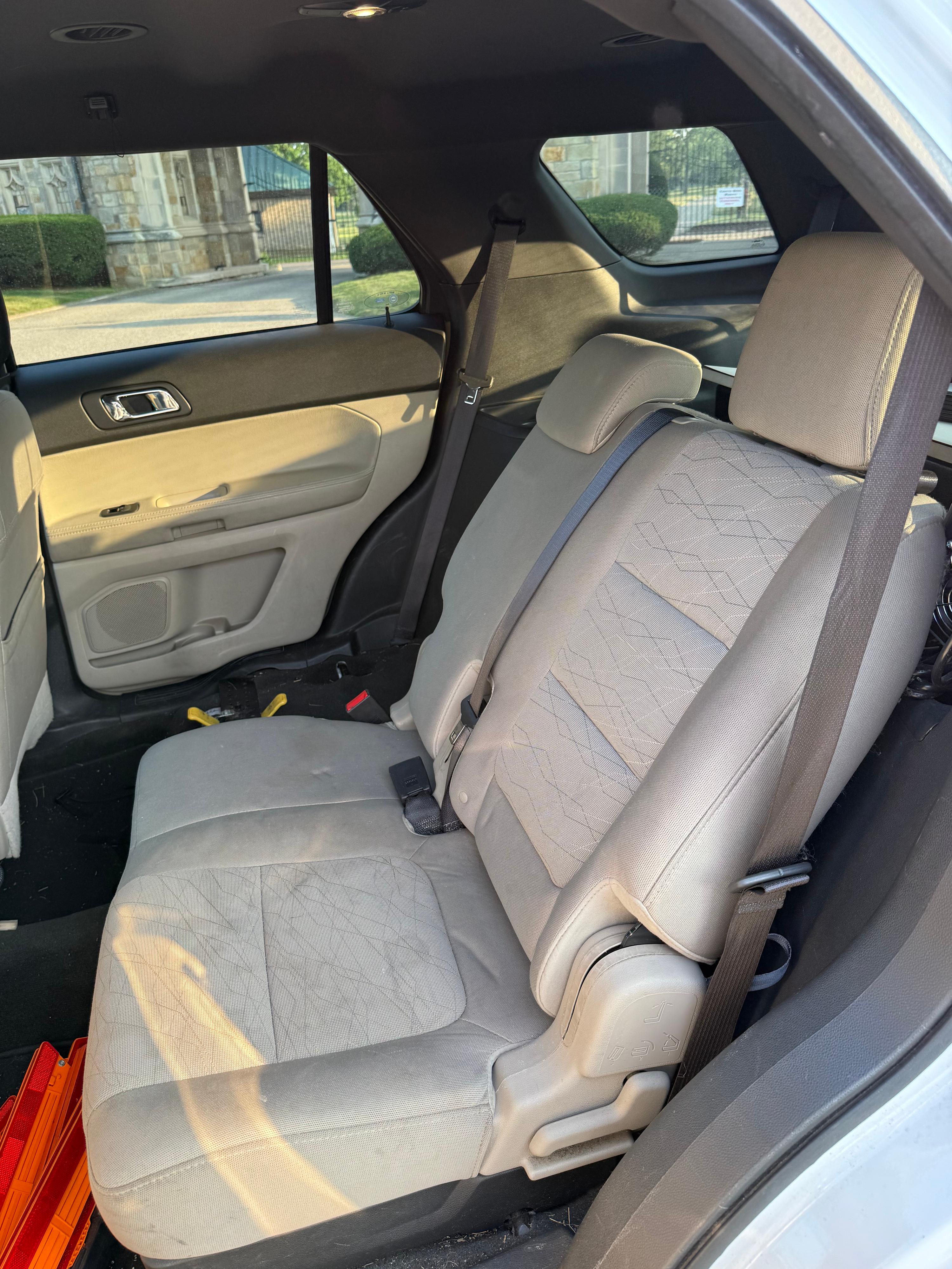 2013 Ford Explorer Command Unit - image 29