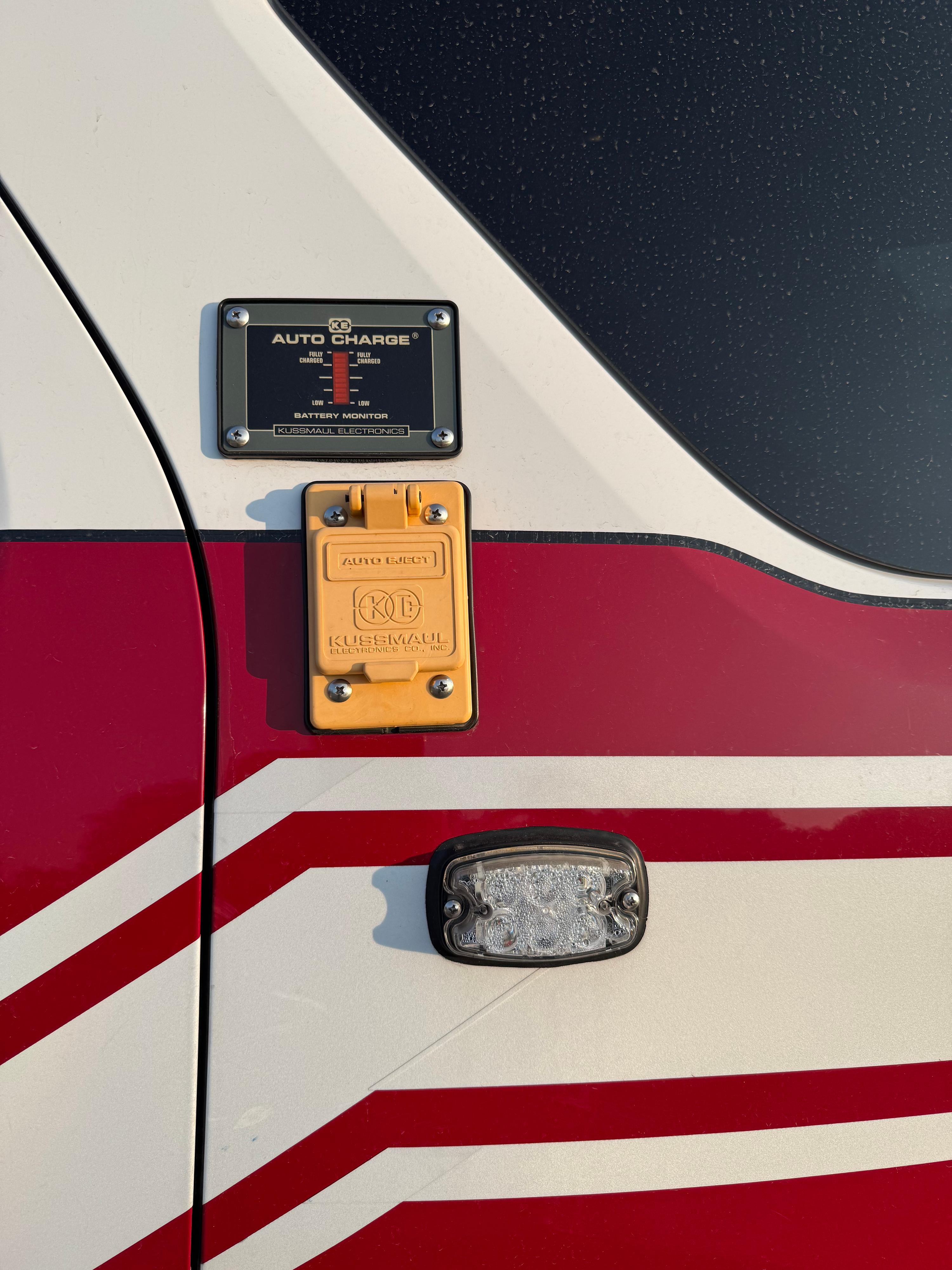 2013 Ford Explorer Command Unit - image 35