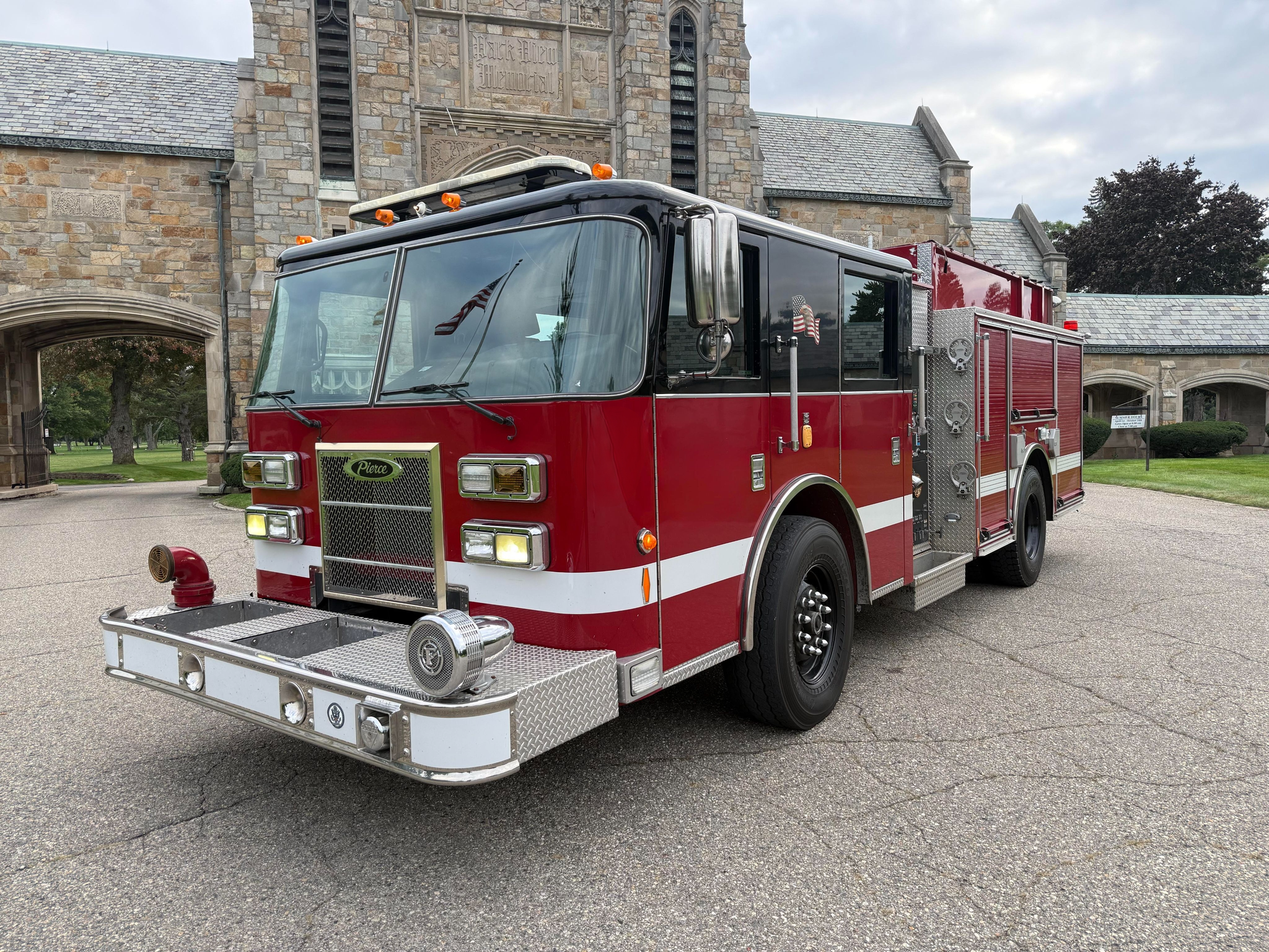 2011 Pierce Contender Pumper - image 3