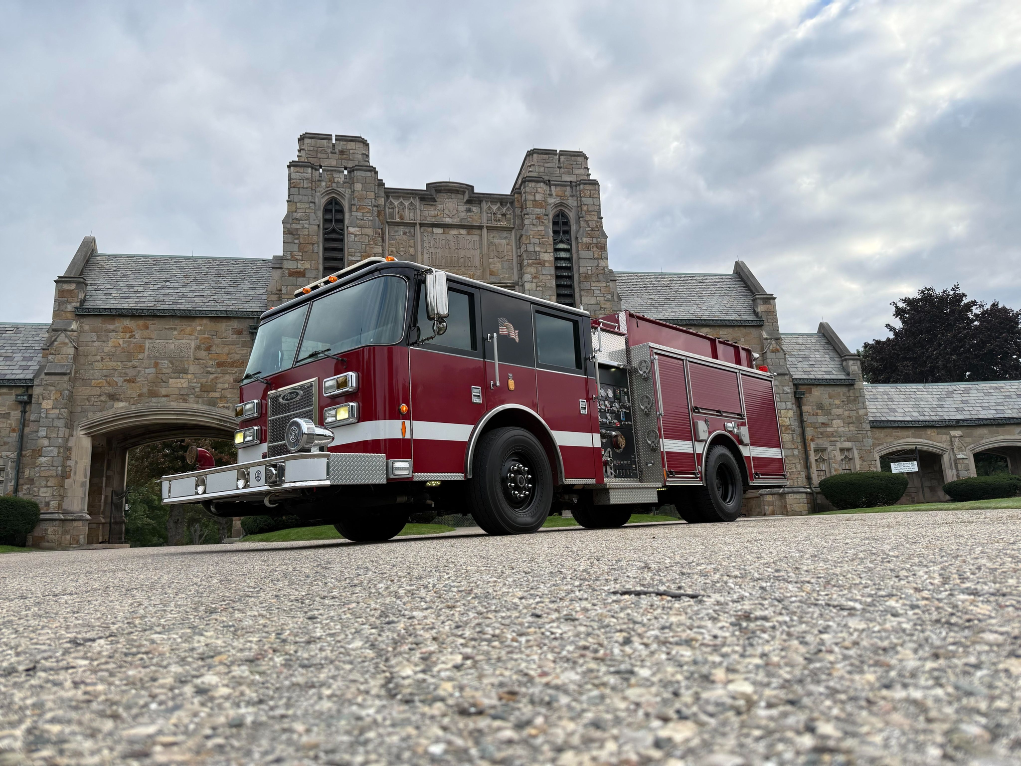2011 Pierce Contender Pumper - image 2