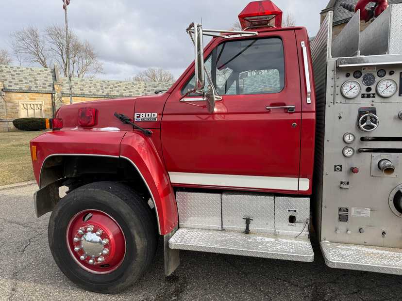 1992 KME Ford Pumper — photo 5
