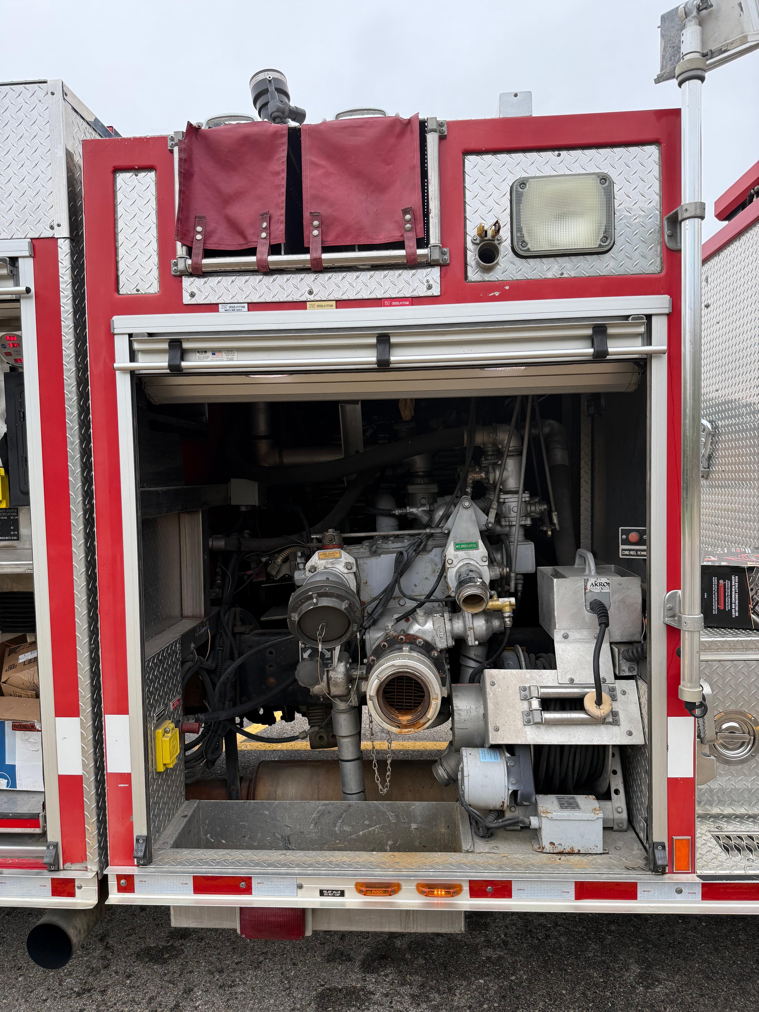 2005 Rosenbauer HME Pumper - image 136
