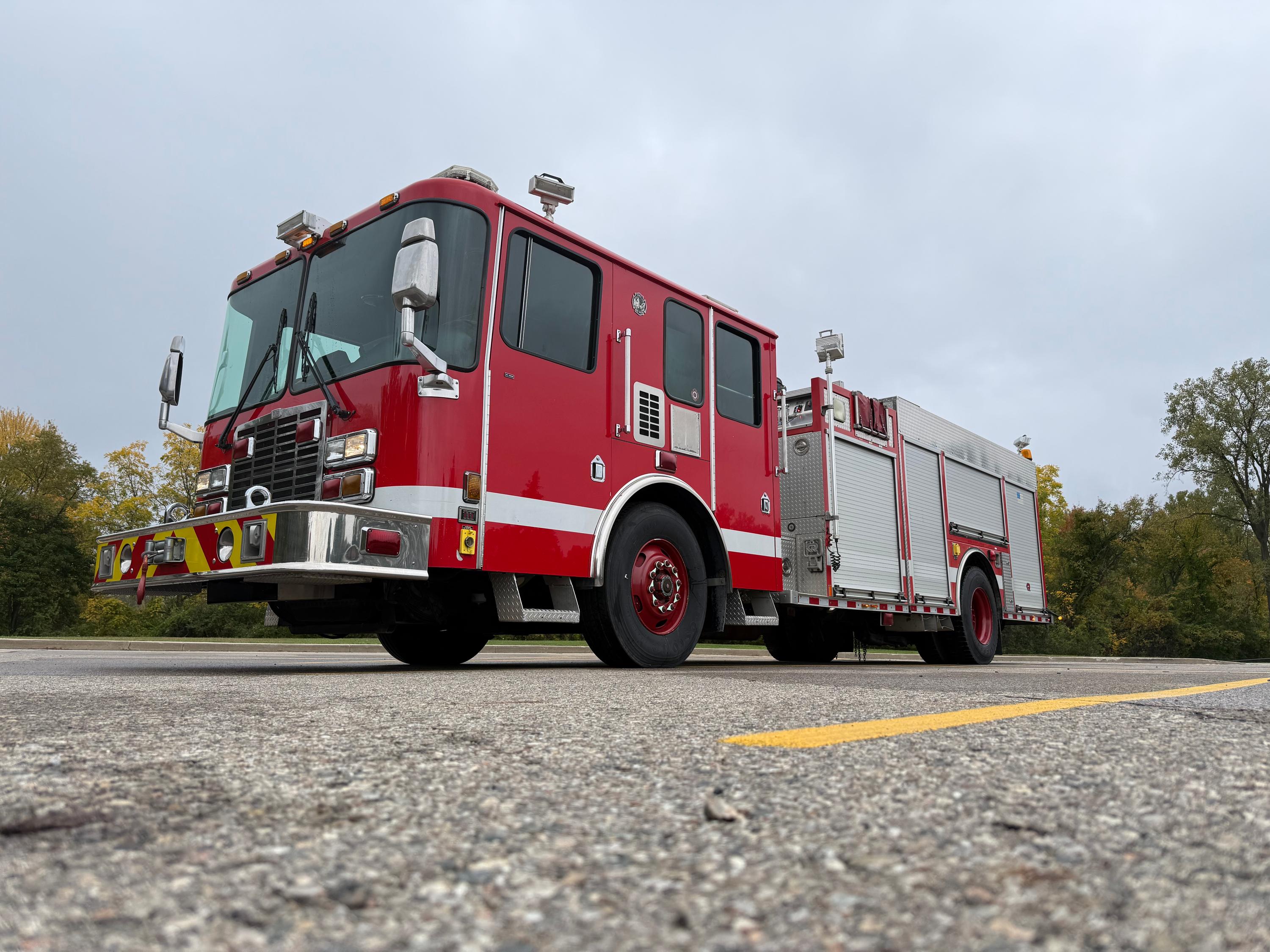 2005 Rosenbauer HME Pumper - image 1