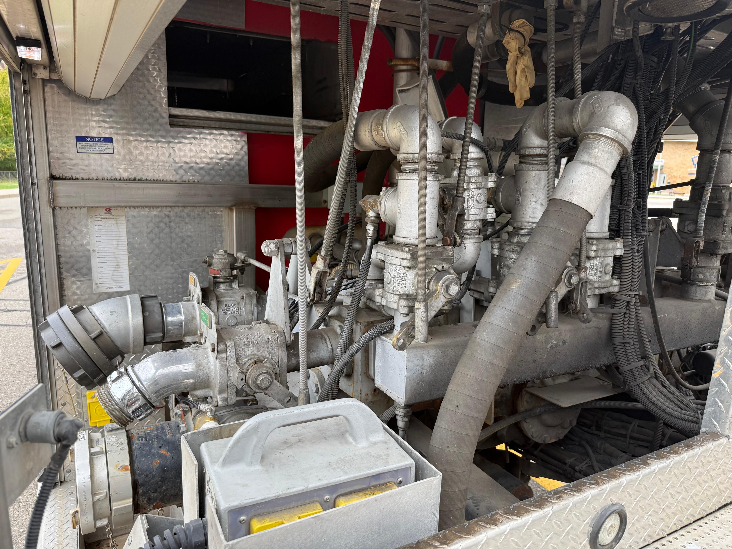 2005 Rosenbauer HME Pumper - image 144
