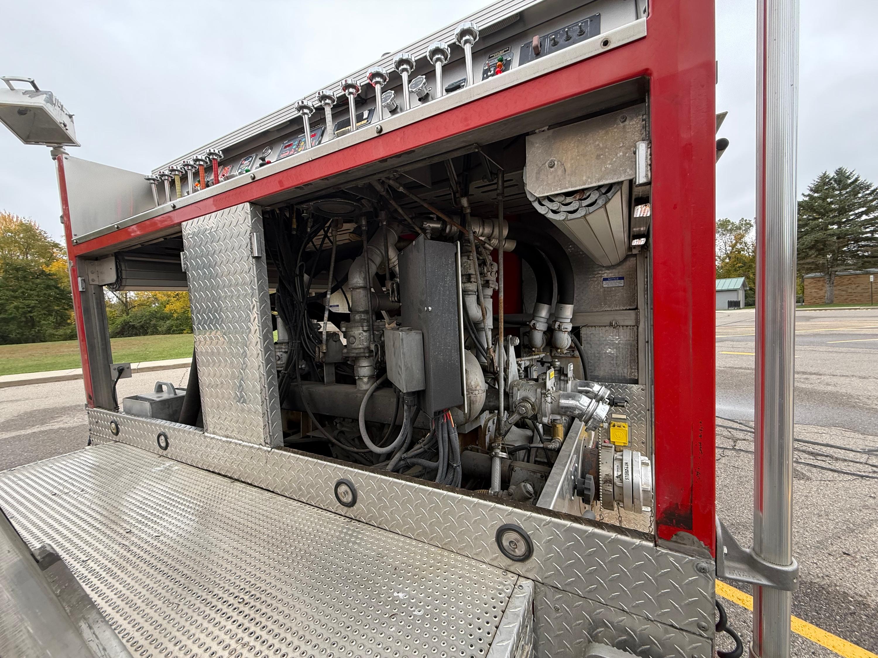 2005 Rosenbauer HME Pumper - image 111