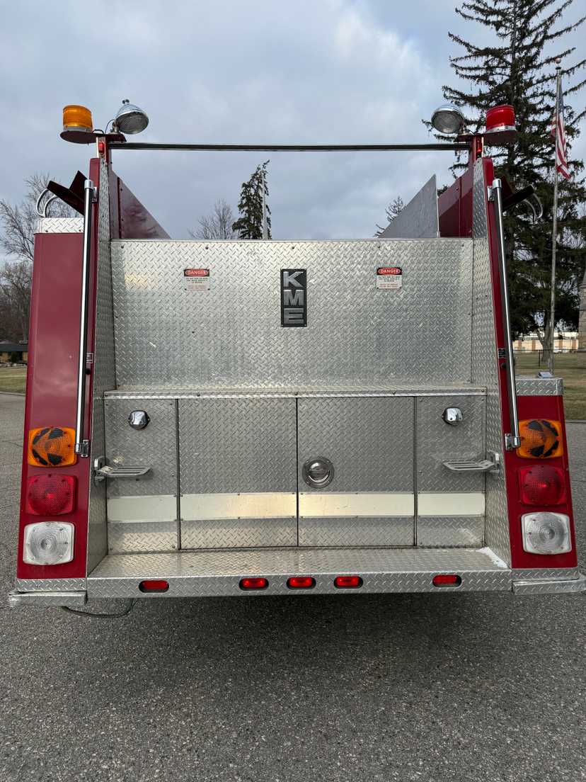 1992 KME Ford Pumper — photo 8