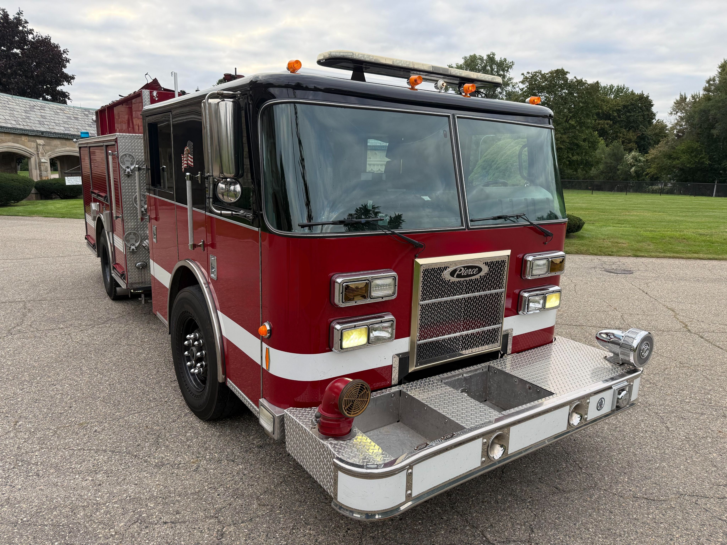 2011 Pierce Contender Pumper - image 7