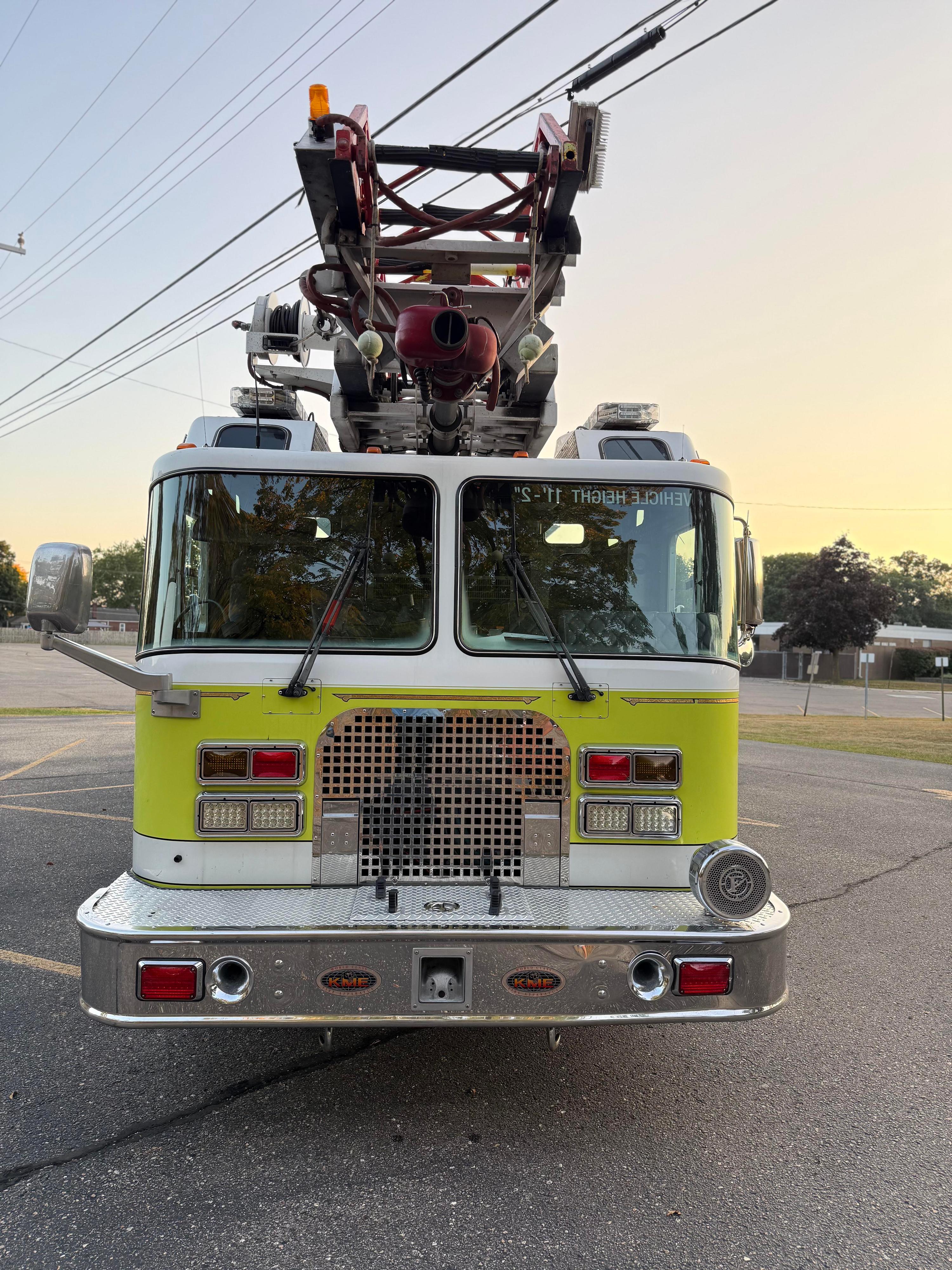 1997 KME Ladder Truck 75' Aerial - image 6