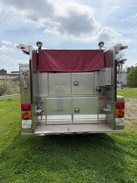 1992 Sutphen International Pumper - image 3