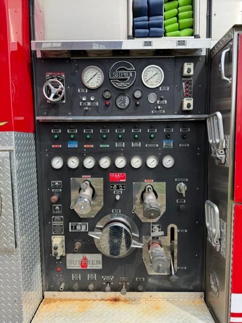 1992 Sutphen International Pumper - image 9
